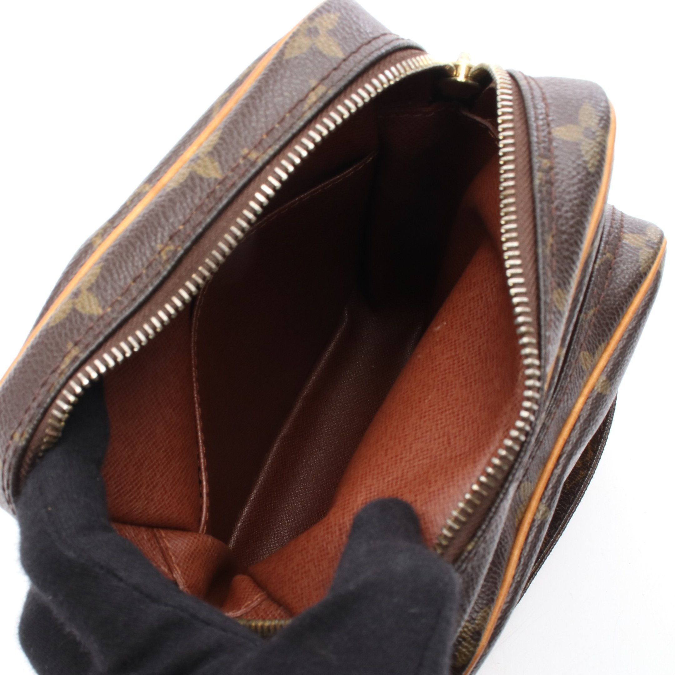 Louis Vuitton Louis Vuitton Amazon Monogram Shoulder Bag Leather Brown Size ONE SIZE - 3 Thumbnail