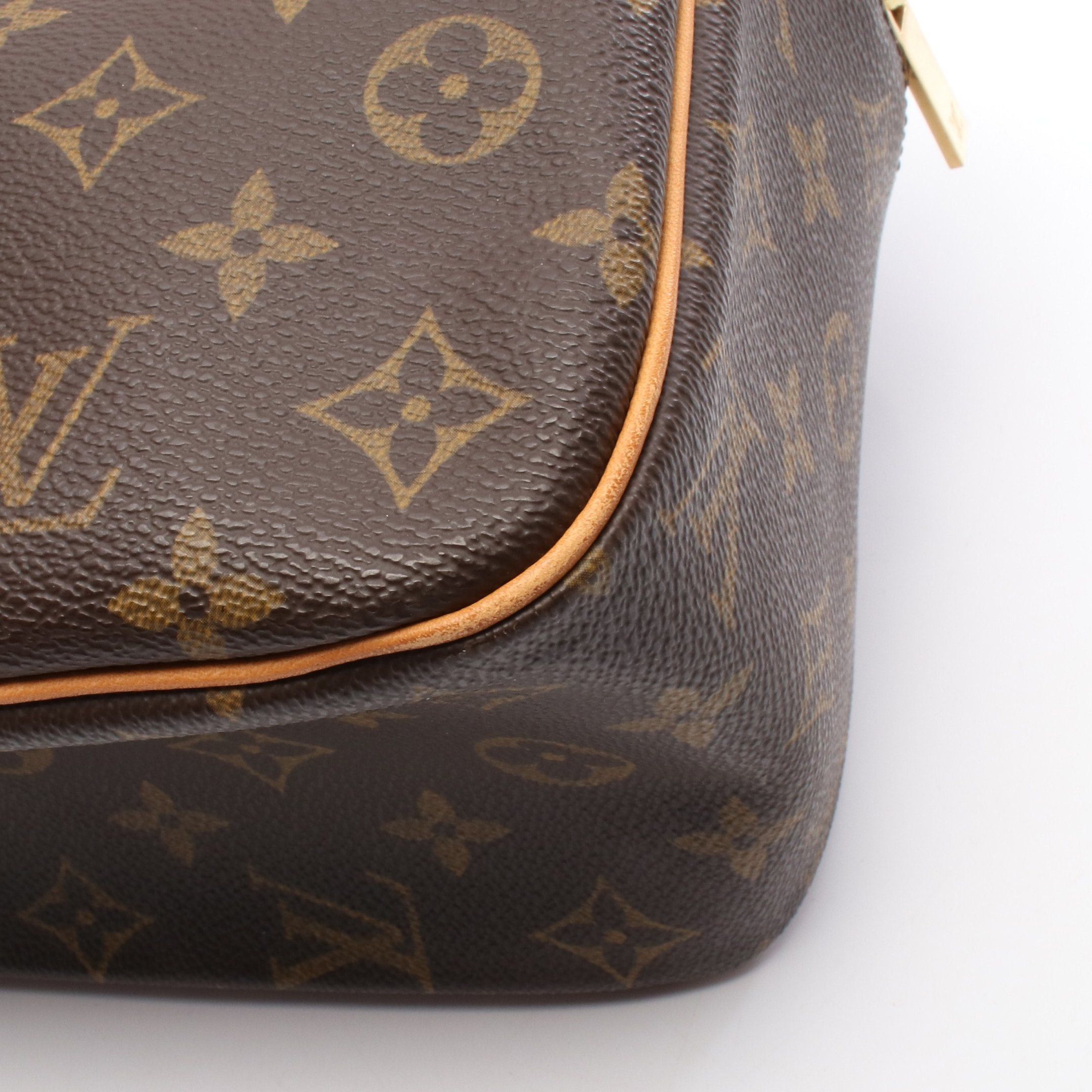 Louis Vuitton Louis Vuitton Cite Gm Monogram Shoulder Bag Leather Brown Size ONE SIZE - 8 Thumbnail