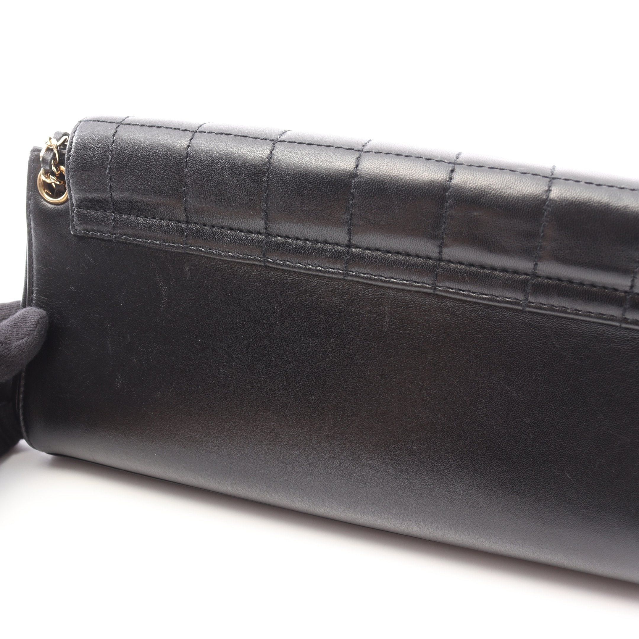 Chanel Chanel 2.55 Chocolate Bar Double Chain Shoulder Bag Lambskin Black Gold Hardware Size ONE SIZE - 9 Thumbnail
