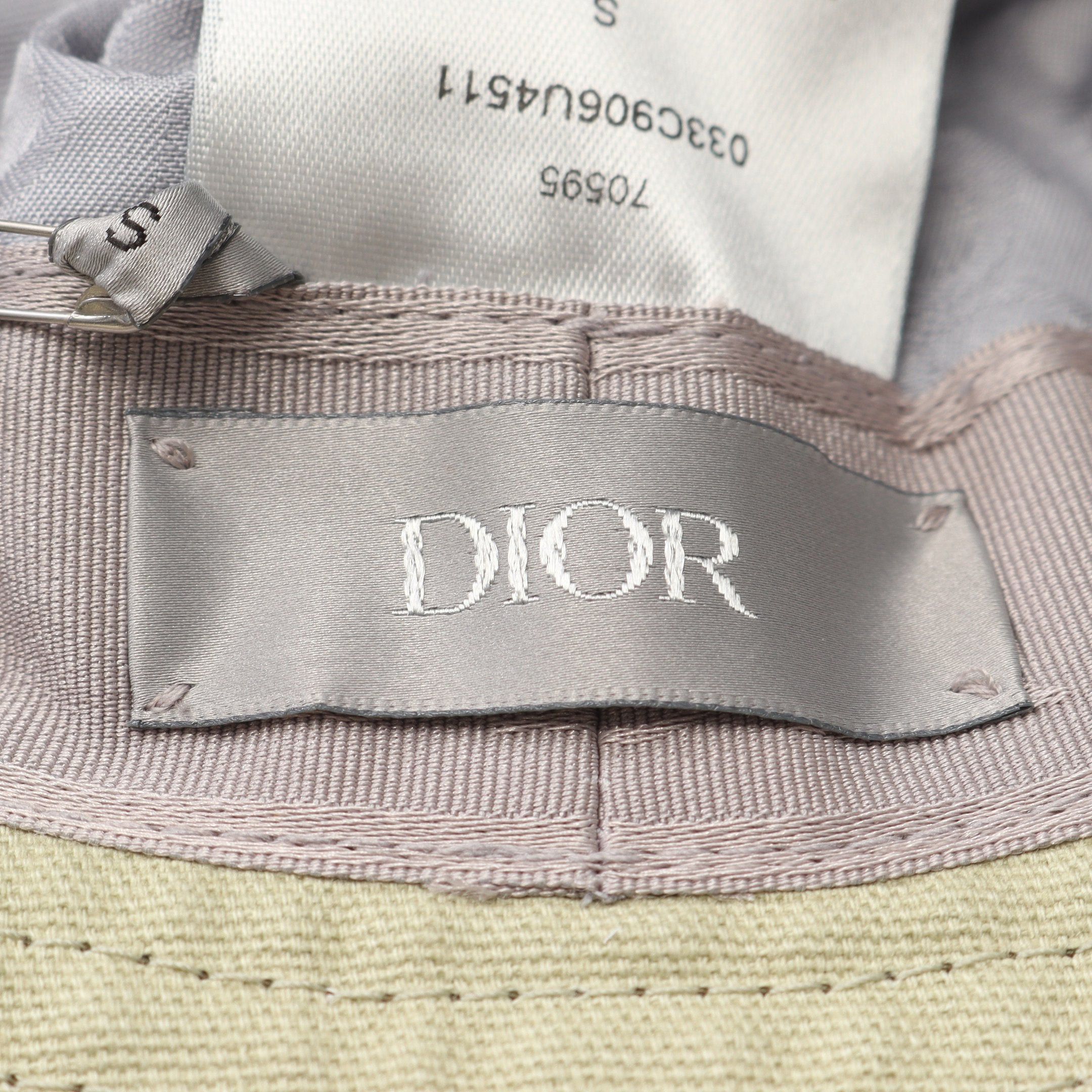 Dior Dior Dior * Travis Scott Cactus Jack Bucket Hat Cotton Gray Green Yellow-Green Size ONE SIZE - 4 Thumbnail