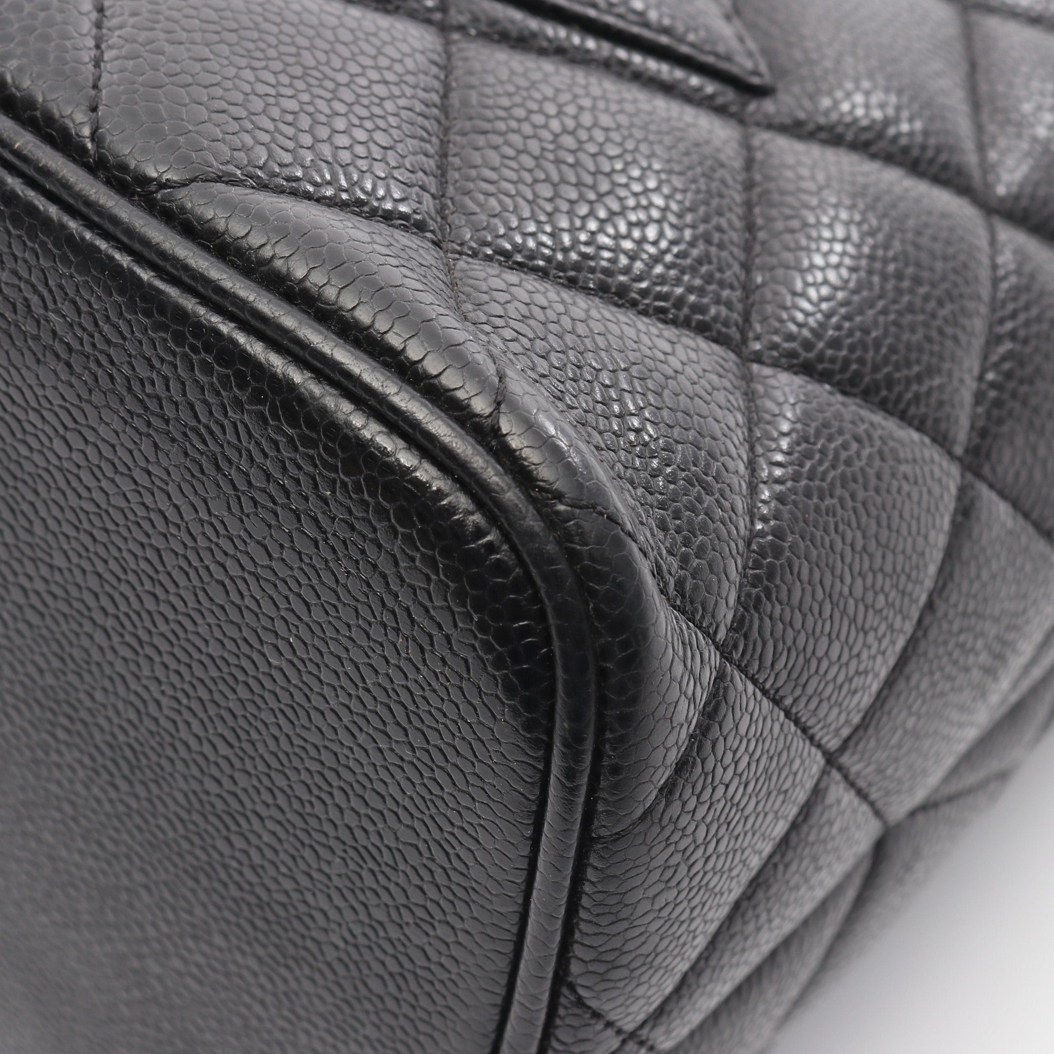 Chanel Chanel Reissue Tote Handbag Bag Caviar Skin Black Silver Hardware Size ONE SIZE - 6 Thumbnail