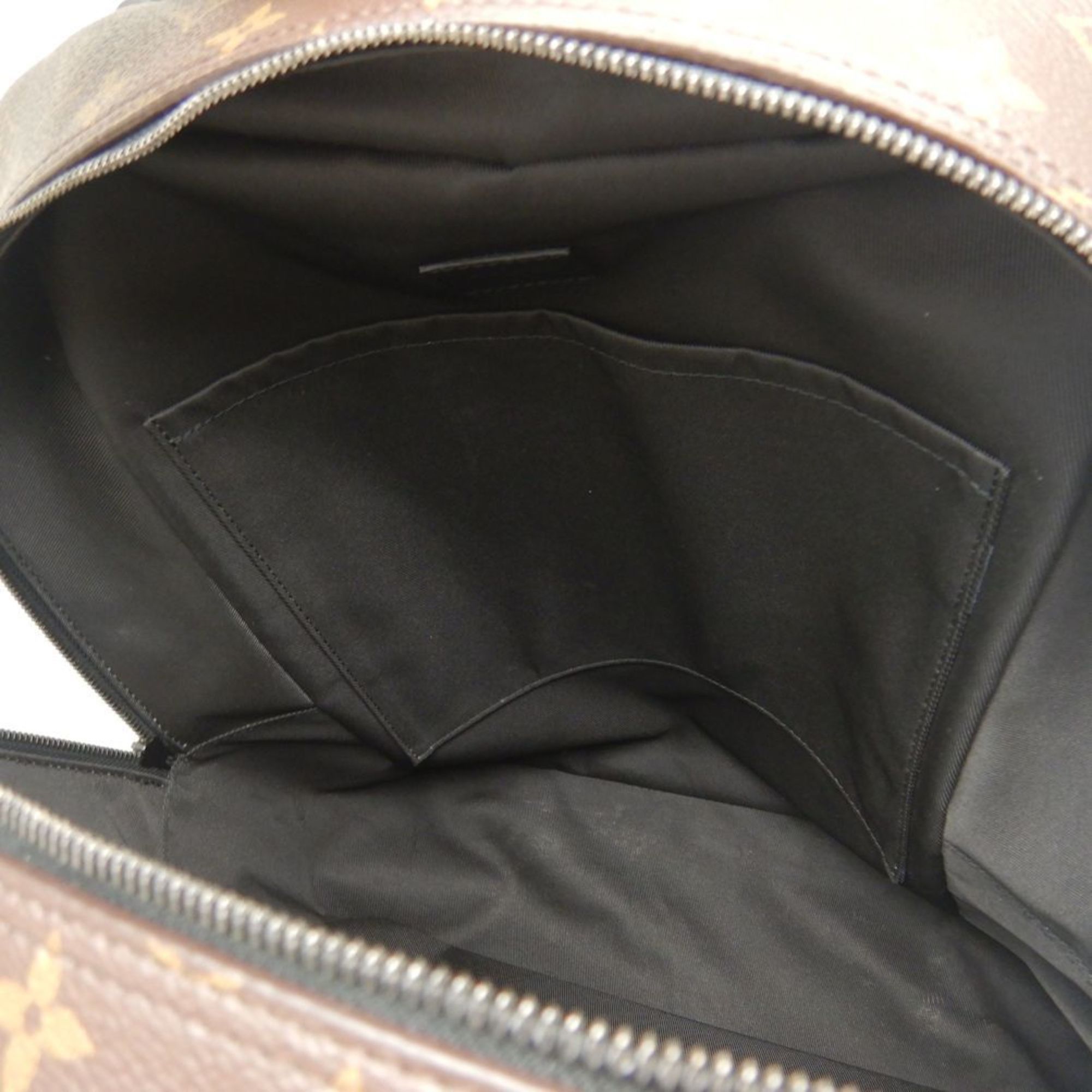 Louis Vuitton Louis Vuitton Dean backpack Size ONE SIZE - 5 Thumbnail