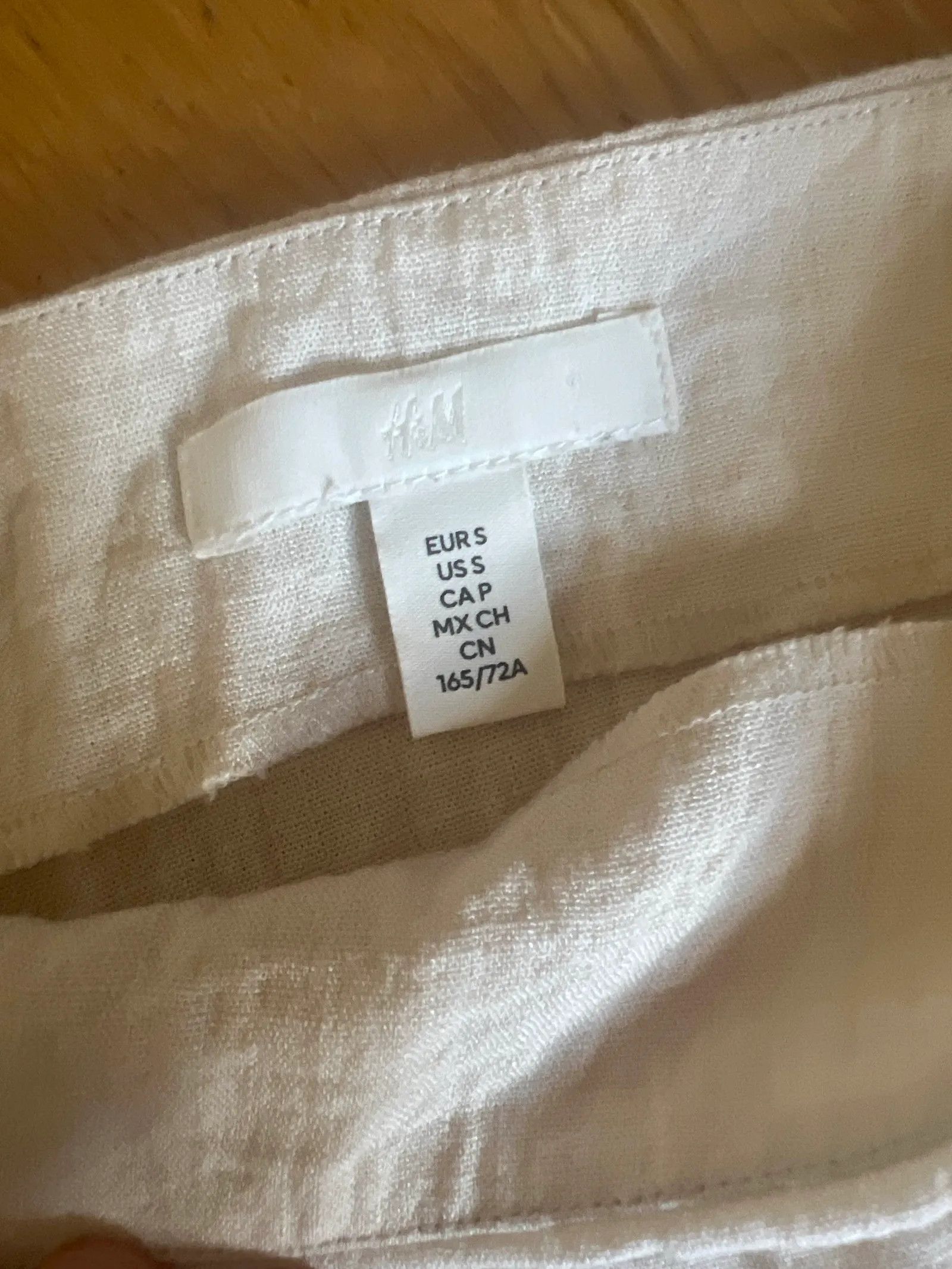 H&M H&M Skirt Size 27" / US 4 / IT 40 - 2 Thumbnail