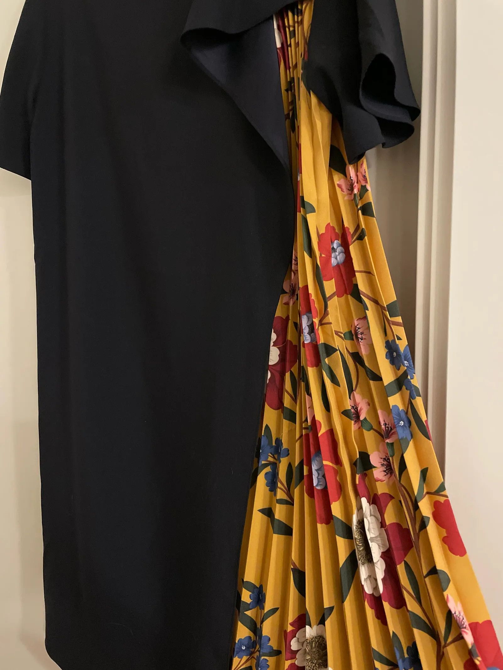 French Connection French Connection Dress Size XS / US 0-2 / IT 36-38 - 4 Thumbnail