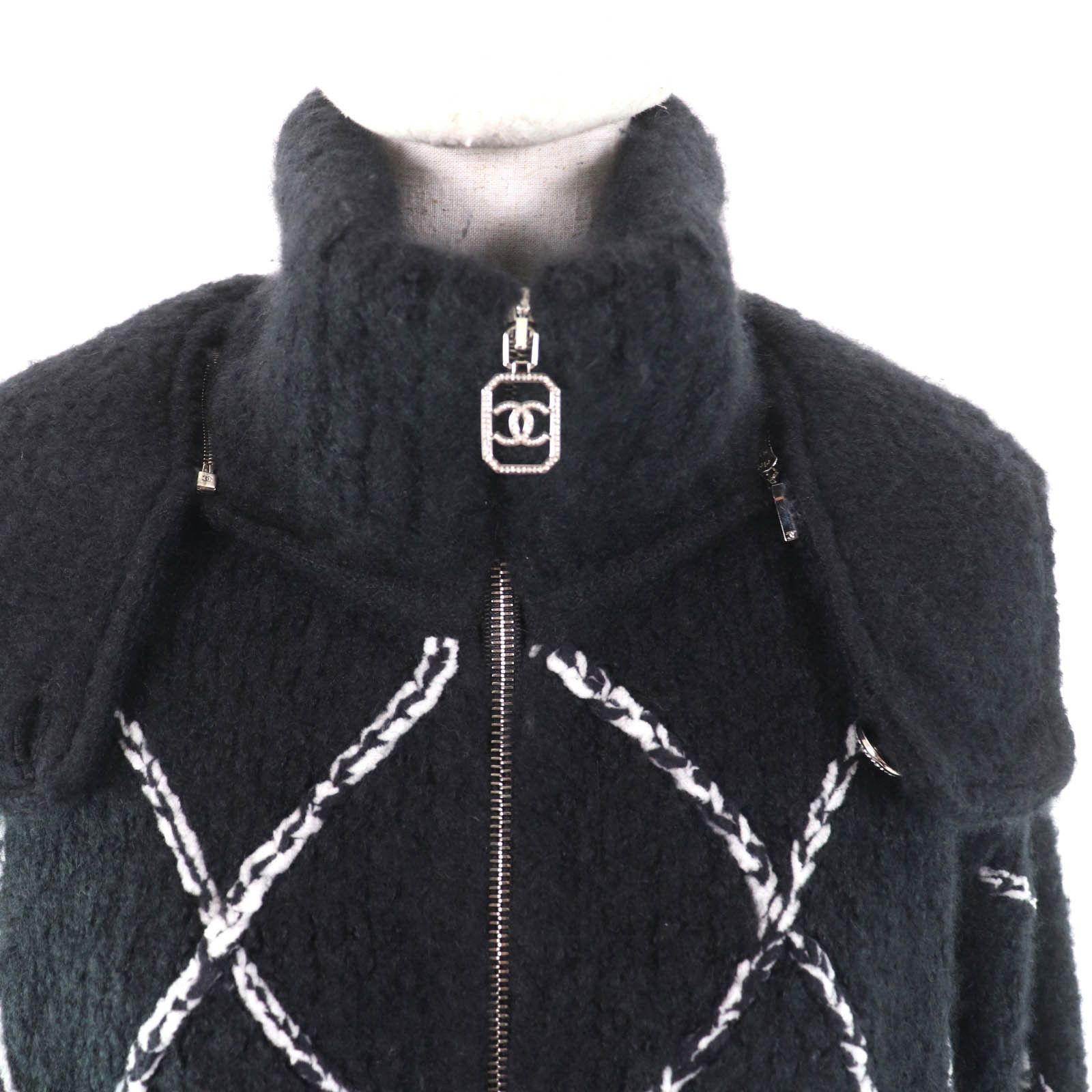 Chanel Chanel Chanel COCO Mark Cashmere Jacket Others Outerwear P74369 DUTY FREE for USA Size ONE SIZE - 4 Thumbnail