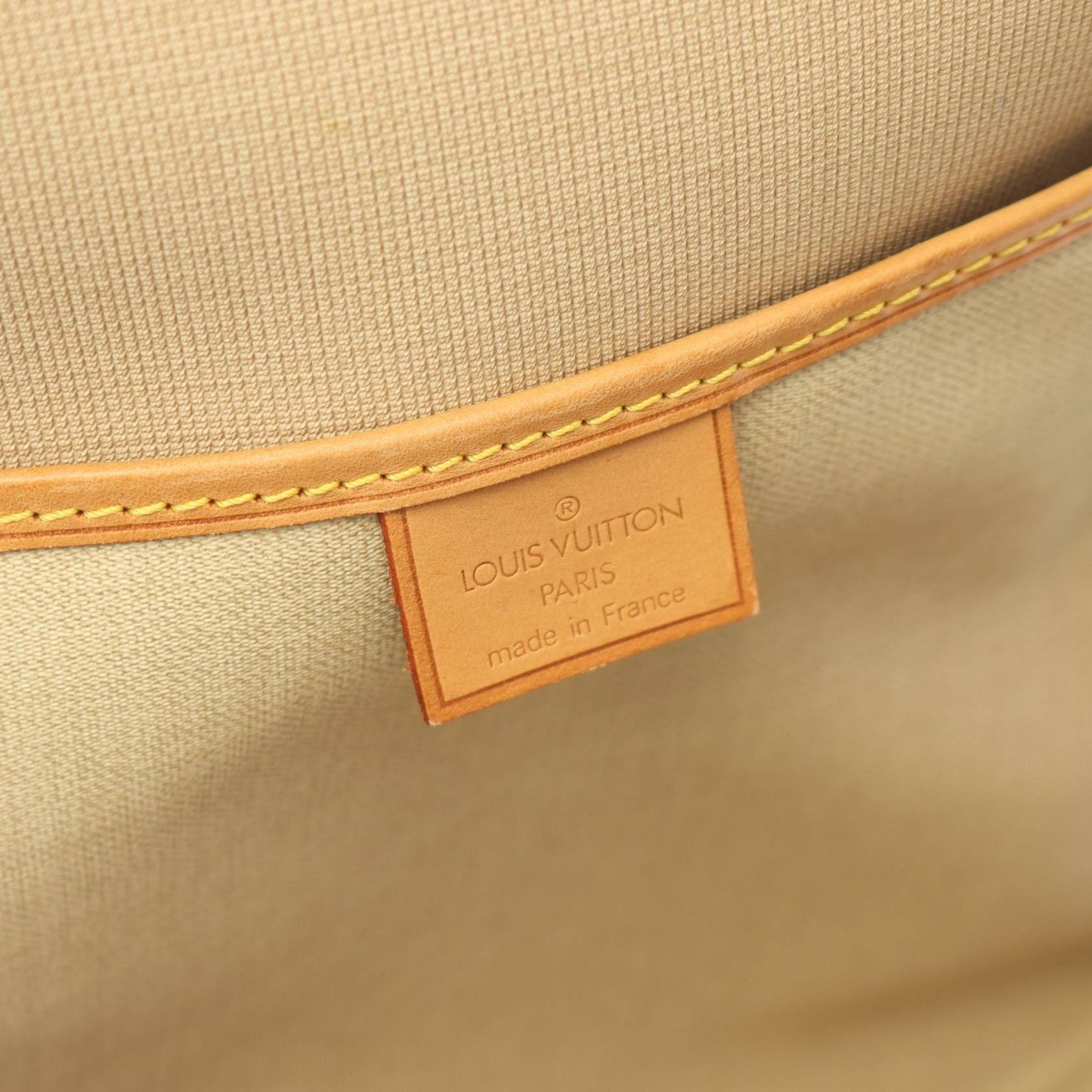 Louis Vuitton Louis Vuitton Louis Vuitton Excursion Monogram Handbag Canvas Handbag M41450 Size ONE SIZE - 4 Thumbnail