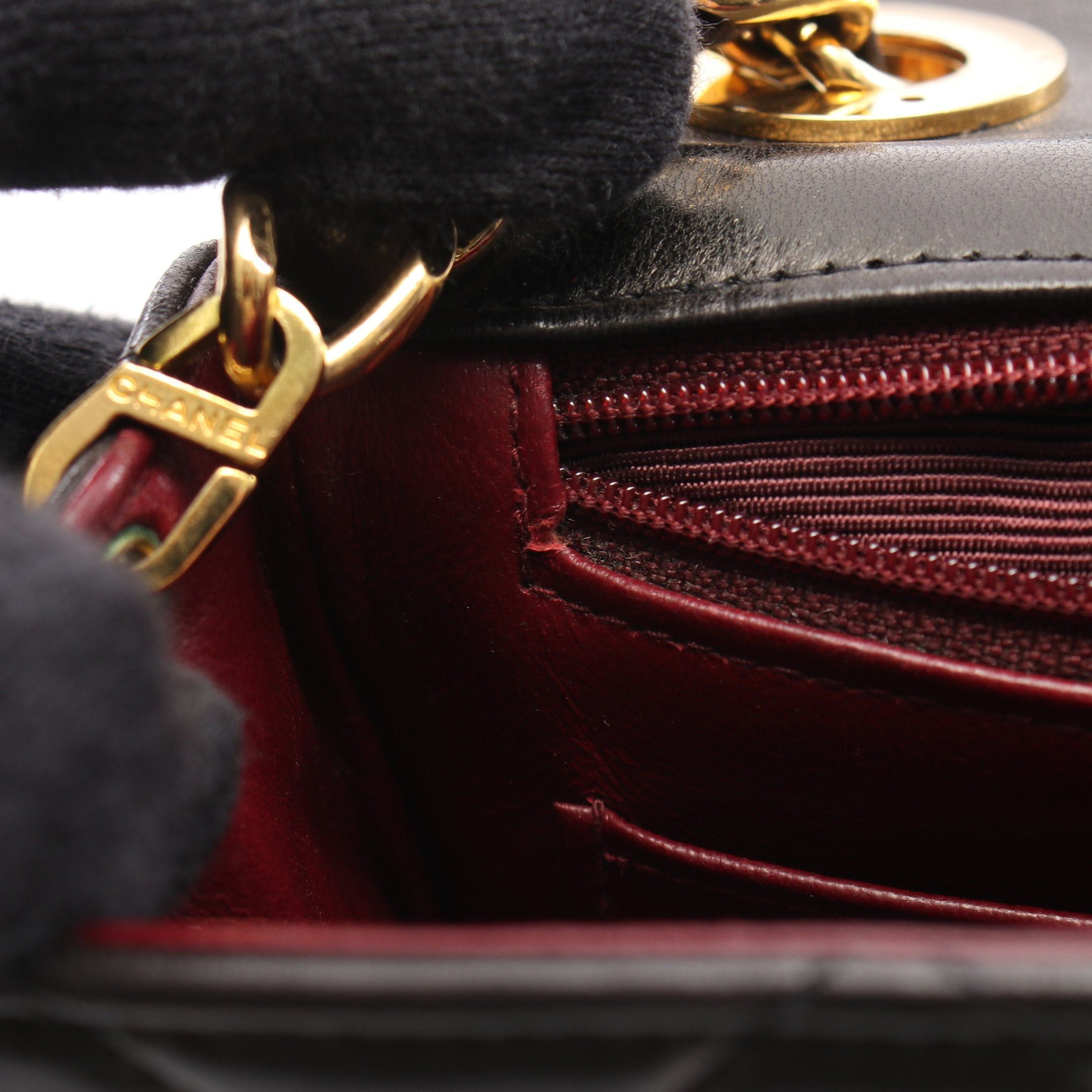 Chanel Chanel Big Coco Matelasse Chain Shoulder Bag Lambskin Black Gold Hardware Size ONE SIZE - 8 Thumbnail