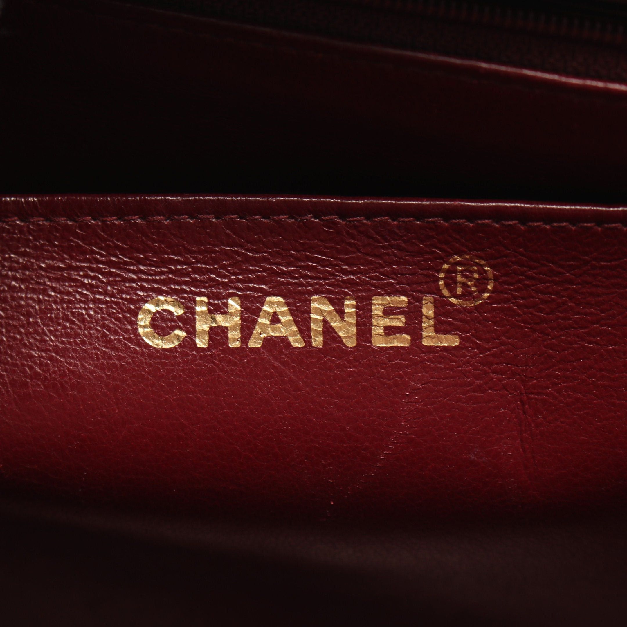 Chanel Chanel Big Coco Matelasse Chain Shoulder Bag Lambskin Black Gold Hardware Size ONE SIZE - 4 Thumbnail
