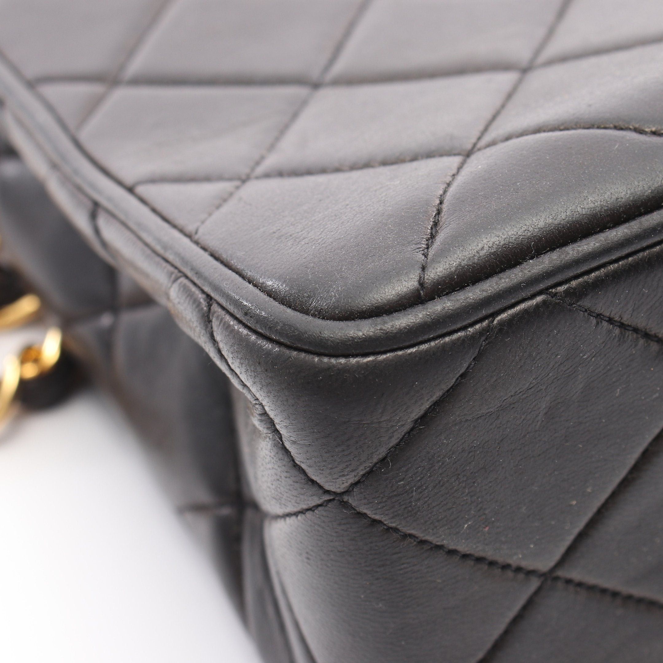 Chanel Chanel Big Coco Matelasse Chain Shoulder Bag Lambskin Black Gold Hardware Size ONE SIZE - 13 Thumbnail