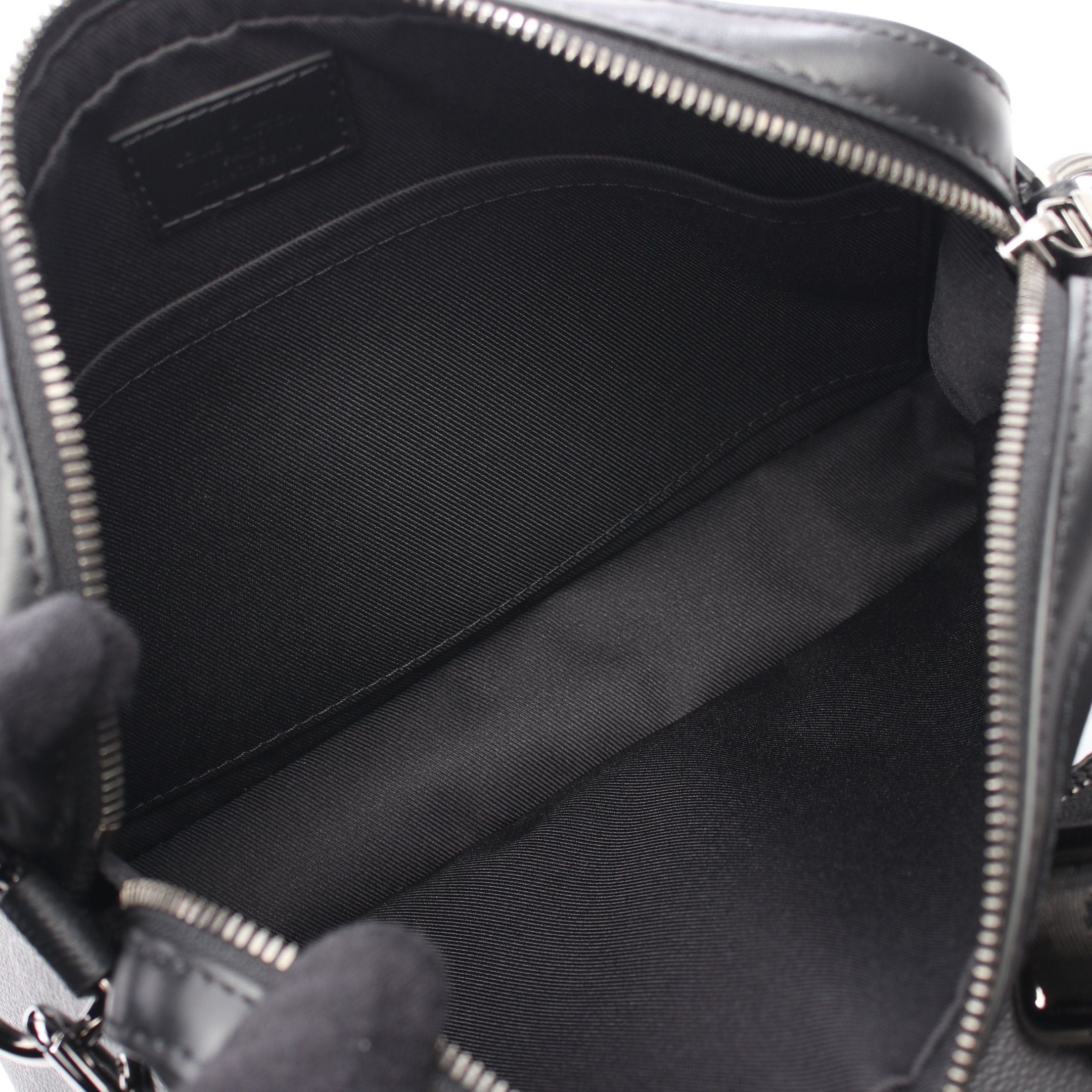 Louis Vuitton Louis Vuitton Trio Messenger Monogram Eclipse Shoulder Bag Leather Black Gray Size ONE SIZE - 3 Thumbnail
