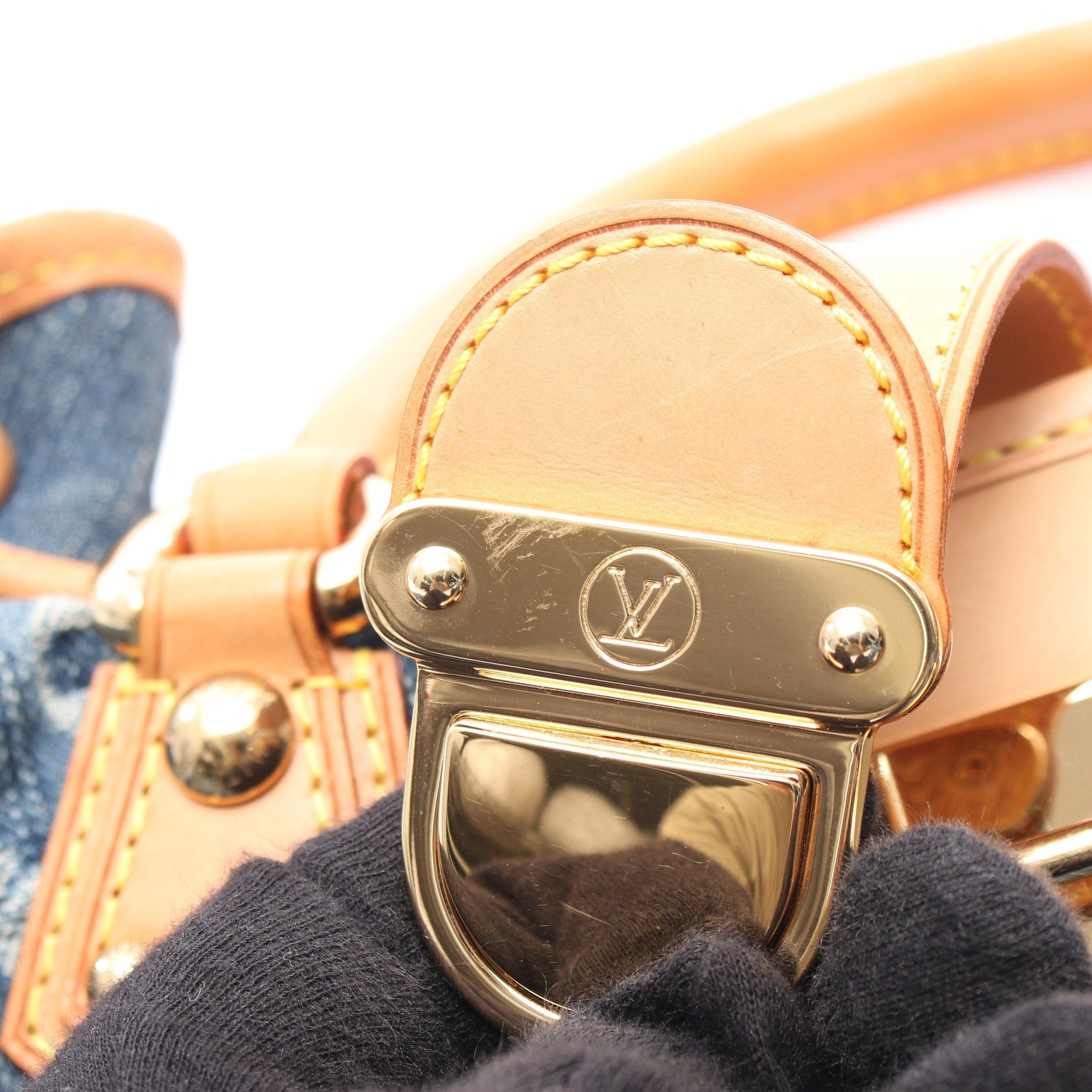 Louis Vuitton Louis Vuitton Preeti Monogram Denim Handbag Leather Blue Size ONE SIZE - 8 Thumbnail