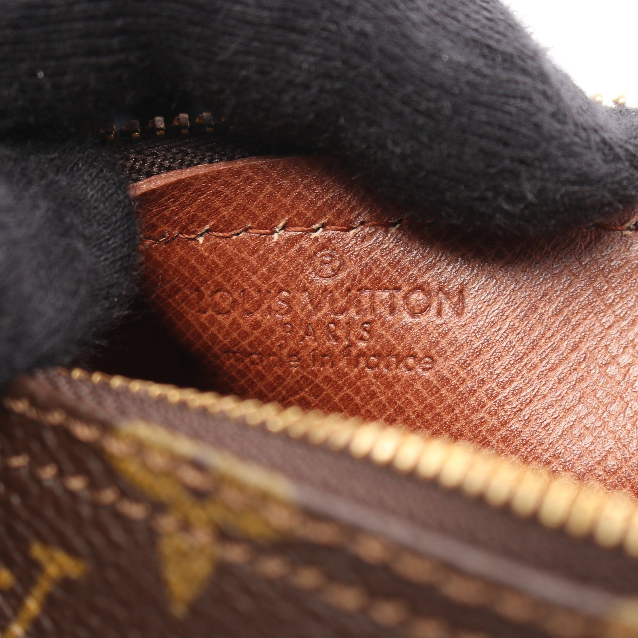 Louis Vuitton Louis Vuitton Truth Rondo Monogram Pencil Case Pouch Leather Brown Size ONE SIZE - 4 Thumbnail