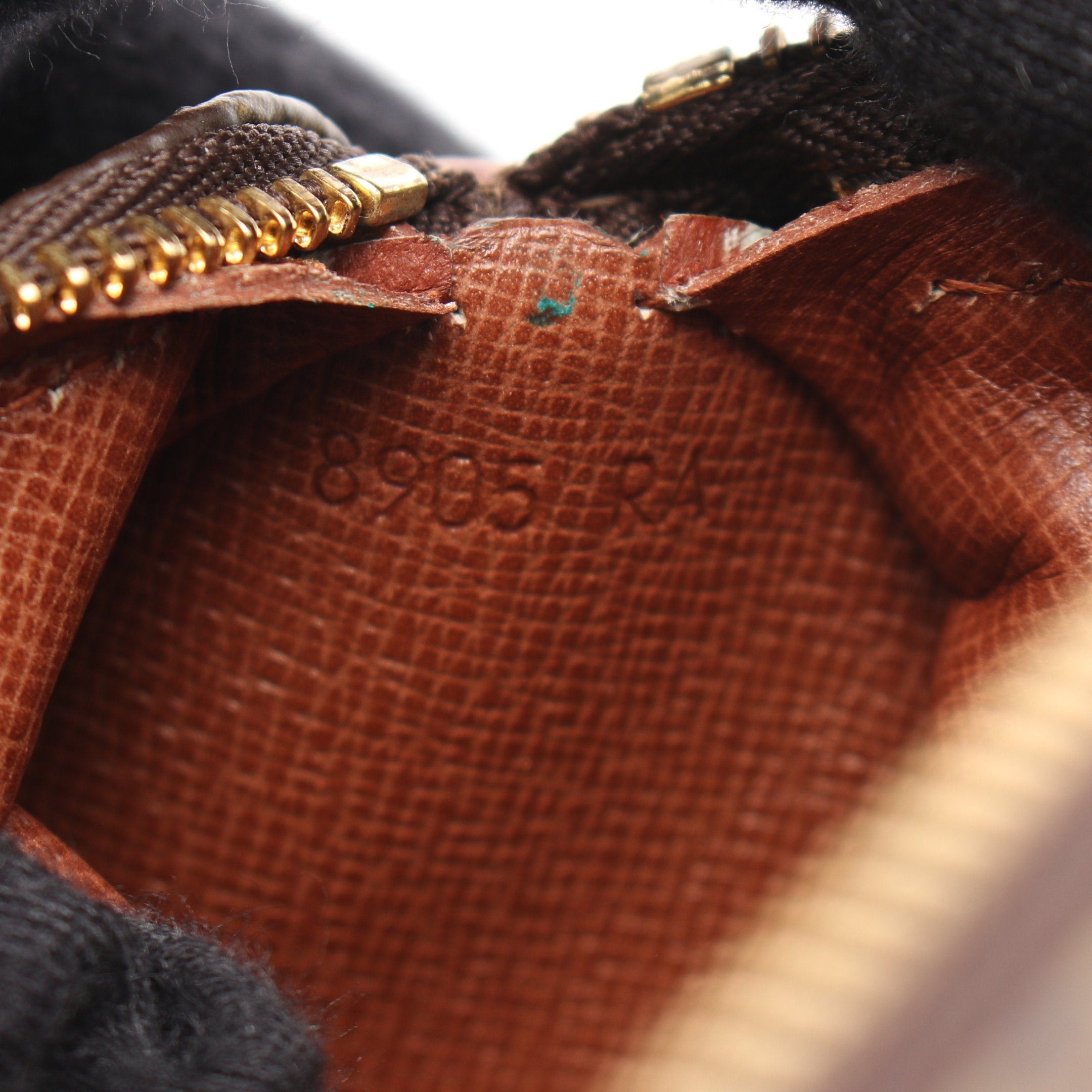 Louis Vuitton Louis Vuitton Truth Rondo Monogram Pencil Case Pouch Leather Brown Size ONE SIZE - 5 Thumbnail