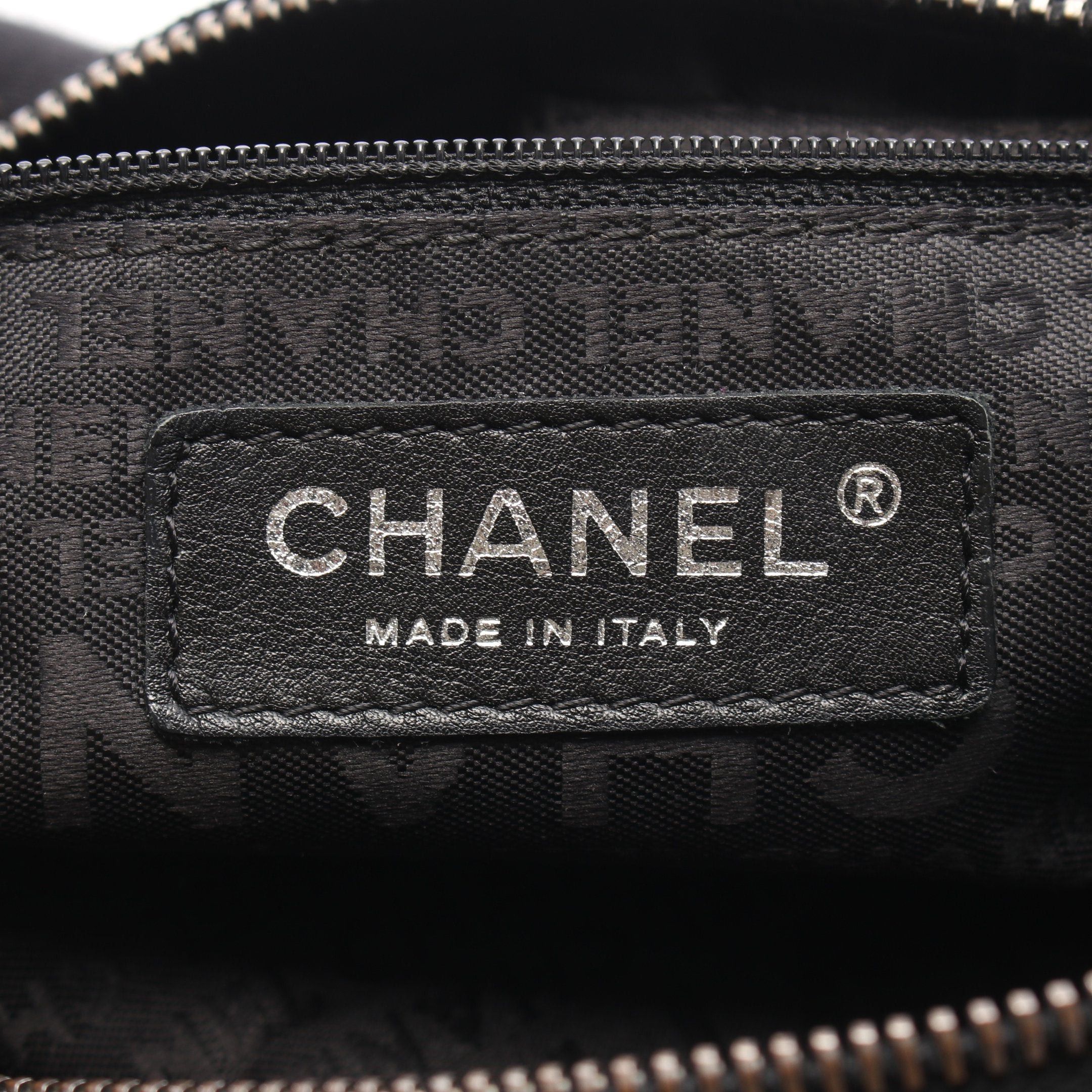 Chanel Chanel Coco Mark Chain Handbag Velor Black Silver Hardware Size ONE SIZE - 4 Thumbnail