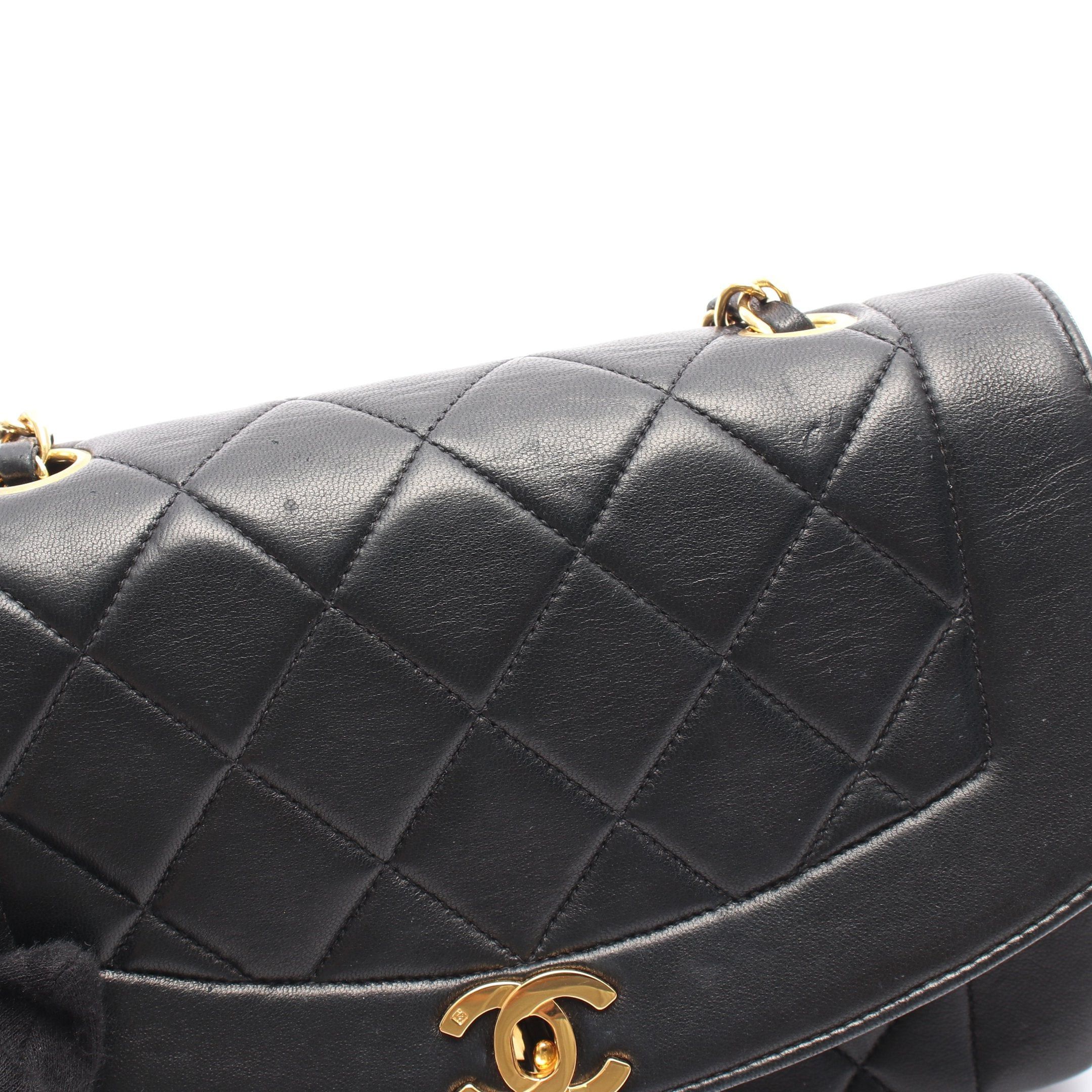 Chanel Chanel Matelasse Diana Flap Chain Shoulder Bag Lambskin Black Gold Hardware Size ONE SIZE - 9 Thumbnail