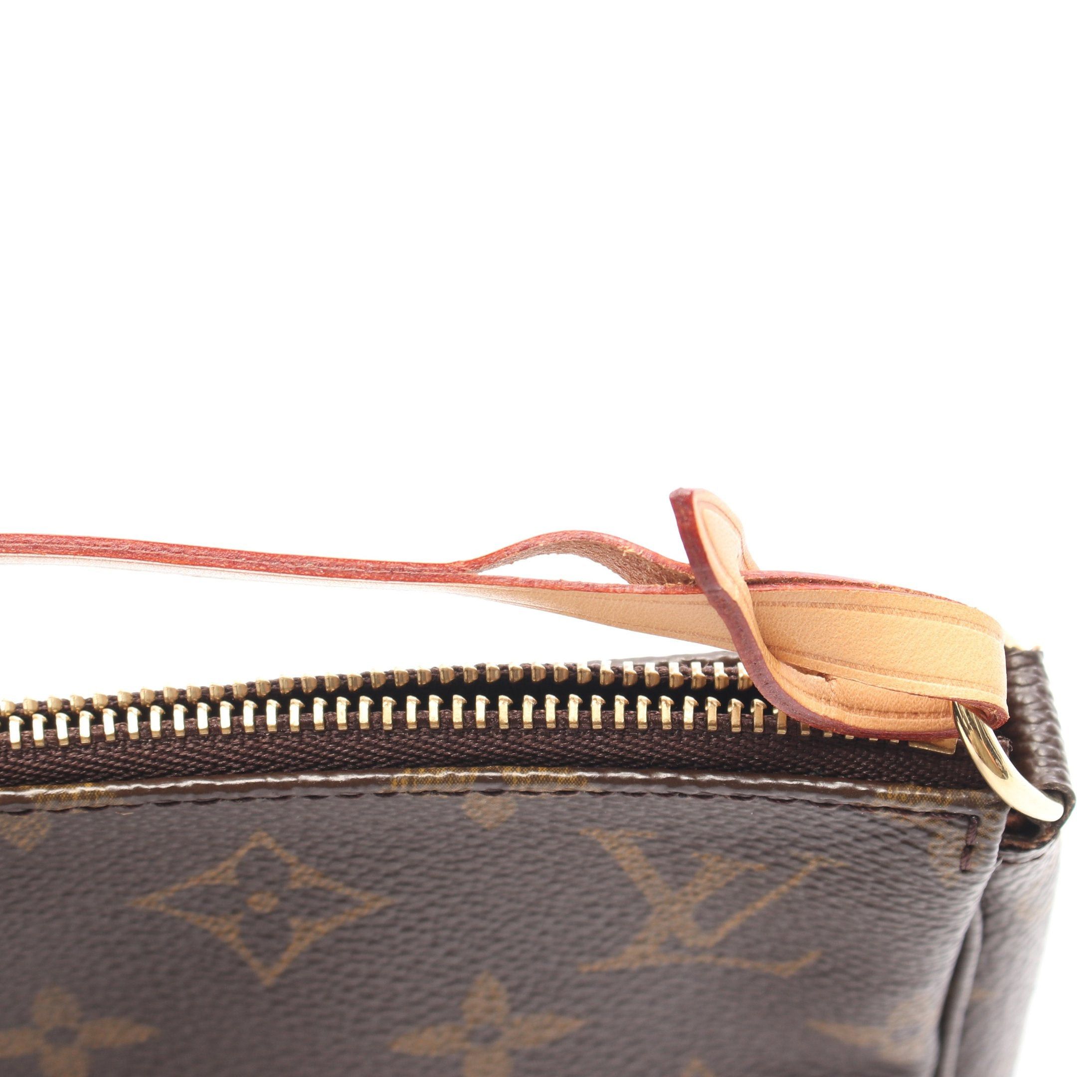 Louis Vuitton Louis Vuitton Pochette Accessoires Monogram Handbag Leather Brown Size ONE SIZE - 8 Thumbnail
