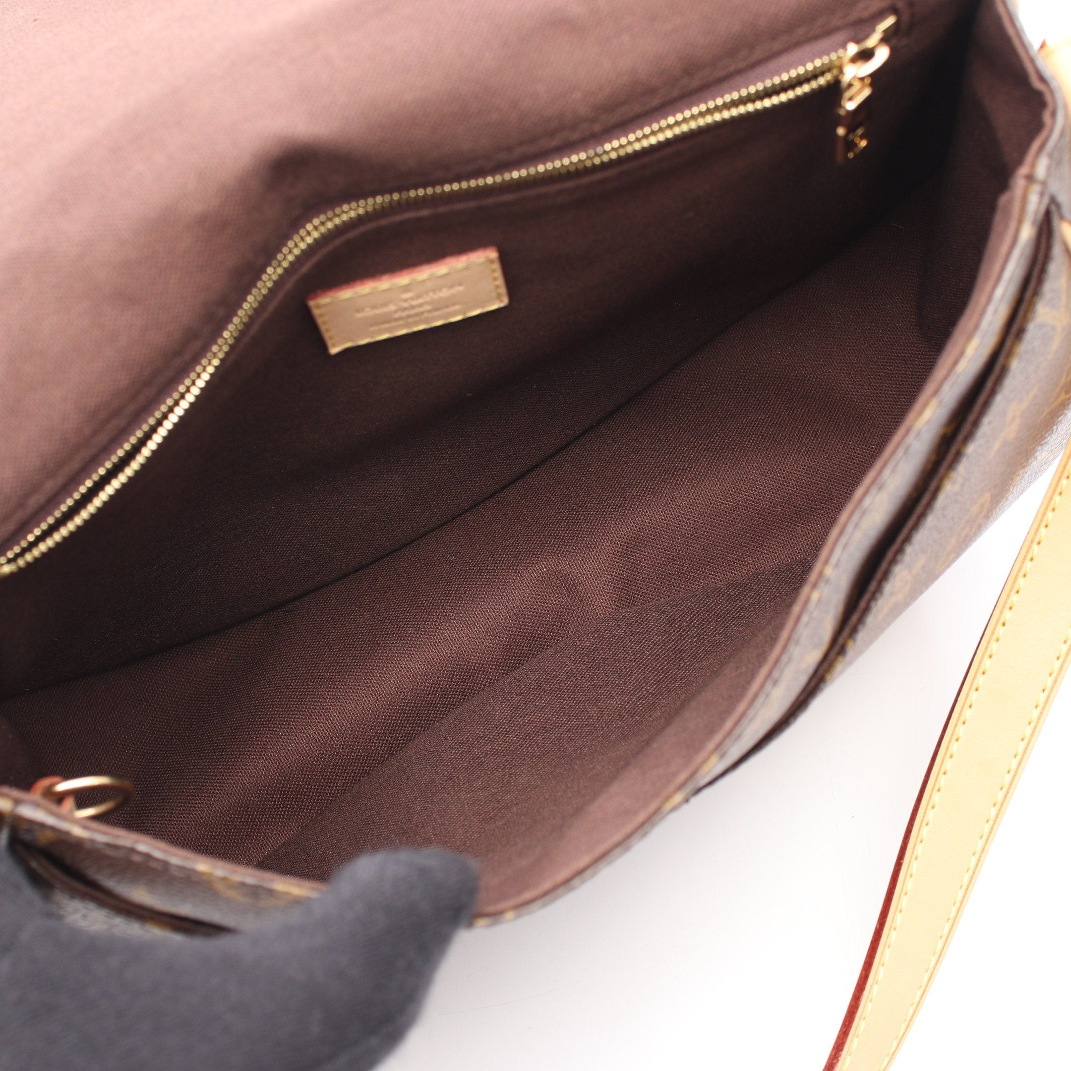 Louis Vuitton Louis Vuitton Menilmontant Pm Monogram Shoulder Bag Leather Brown Size ONE SIZE - 3 Thumbnail
