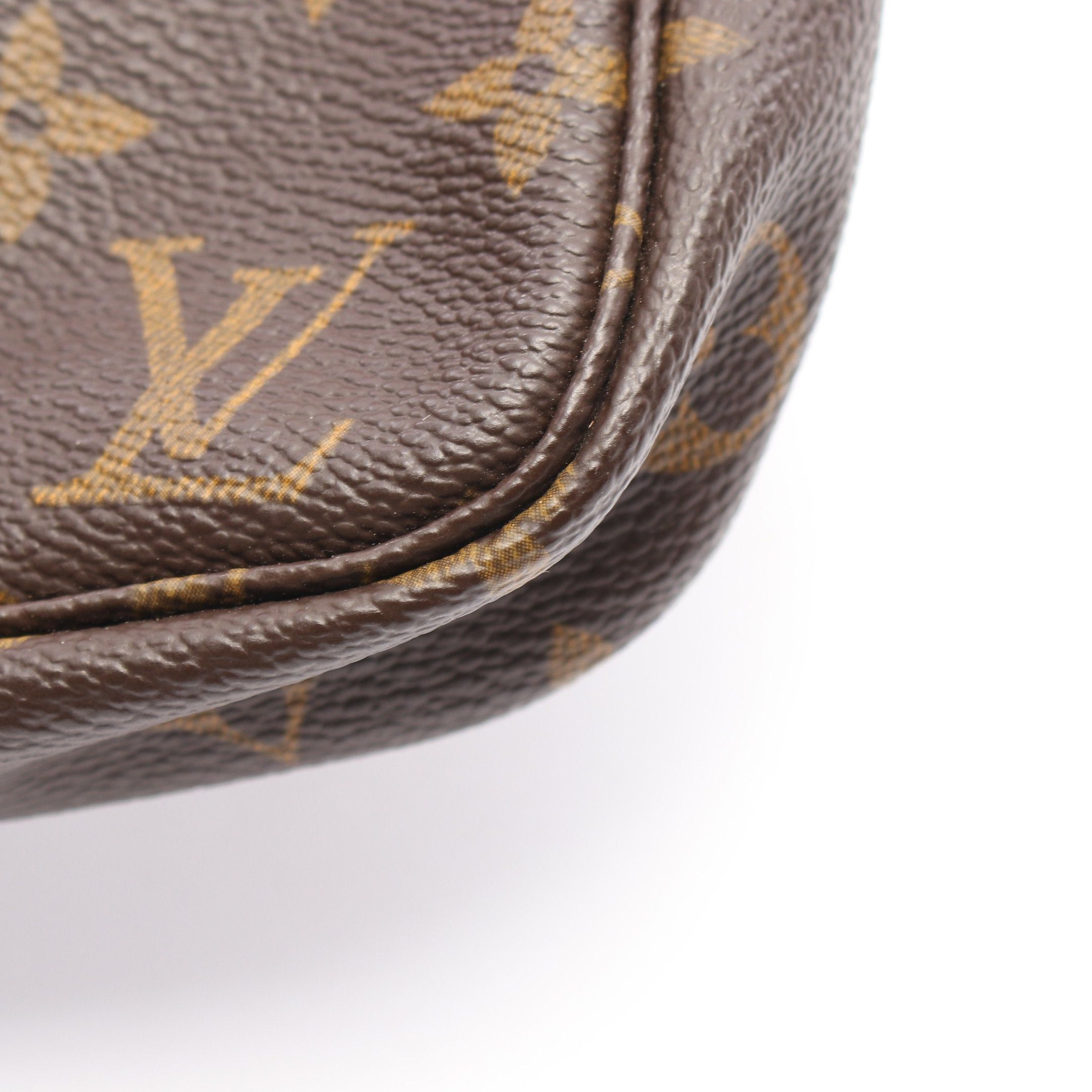 Louis Vuitton Louis Vuitton Pochette Accessoires Monogram Handbag Leather Brown Size ONE SIZE - 8 Thumbnail