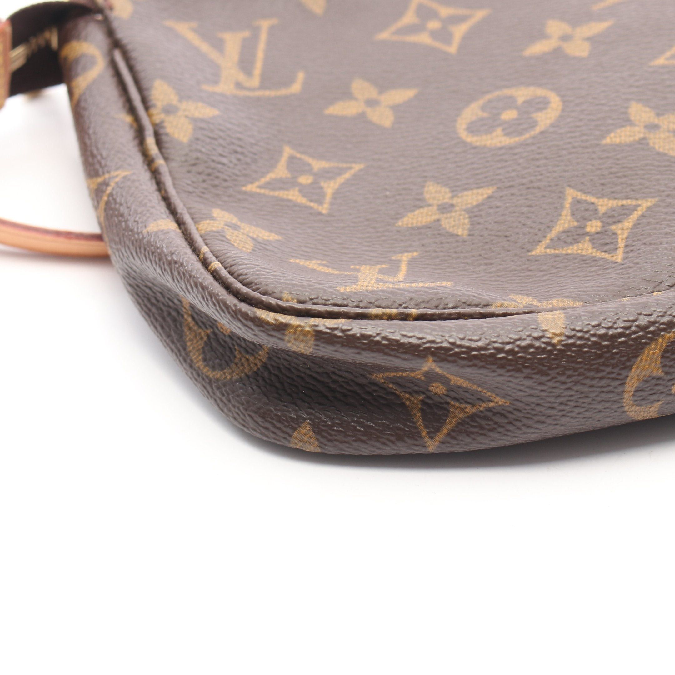 Louis Vuitton Louis Vuitton Pochette Accessoires Monogram Handbag Leather Brown Size ONE SIZE - 9 Thumbnail
