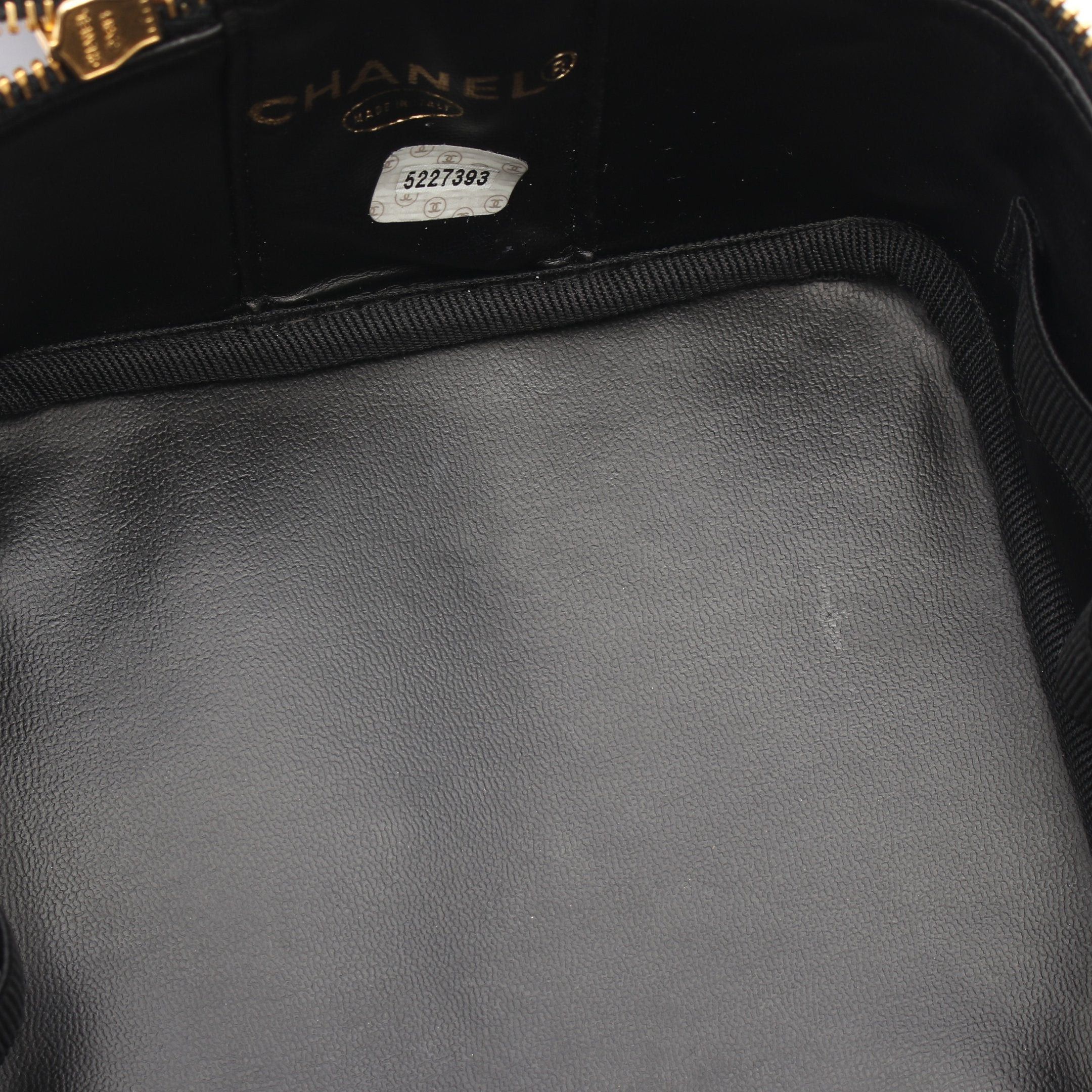 Chanel Chanel Coco Mark Vanity Bag Caviar Skin Black Gold Hardware Size ONE SIZE - 6 Thumbnail