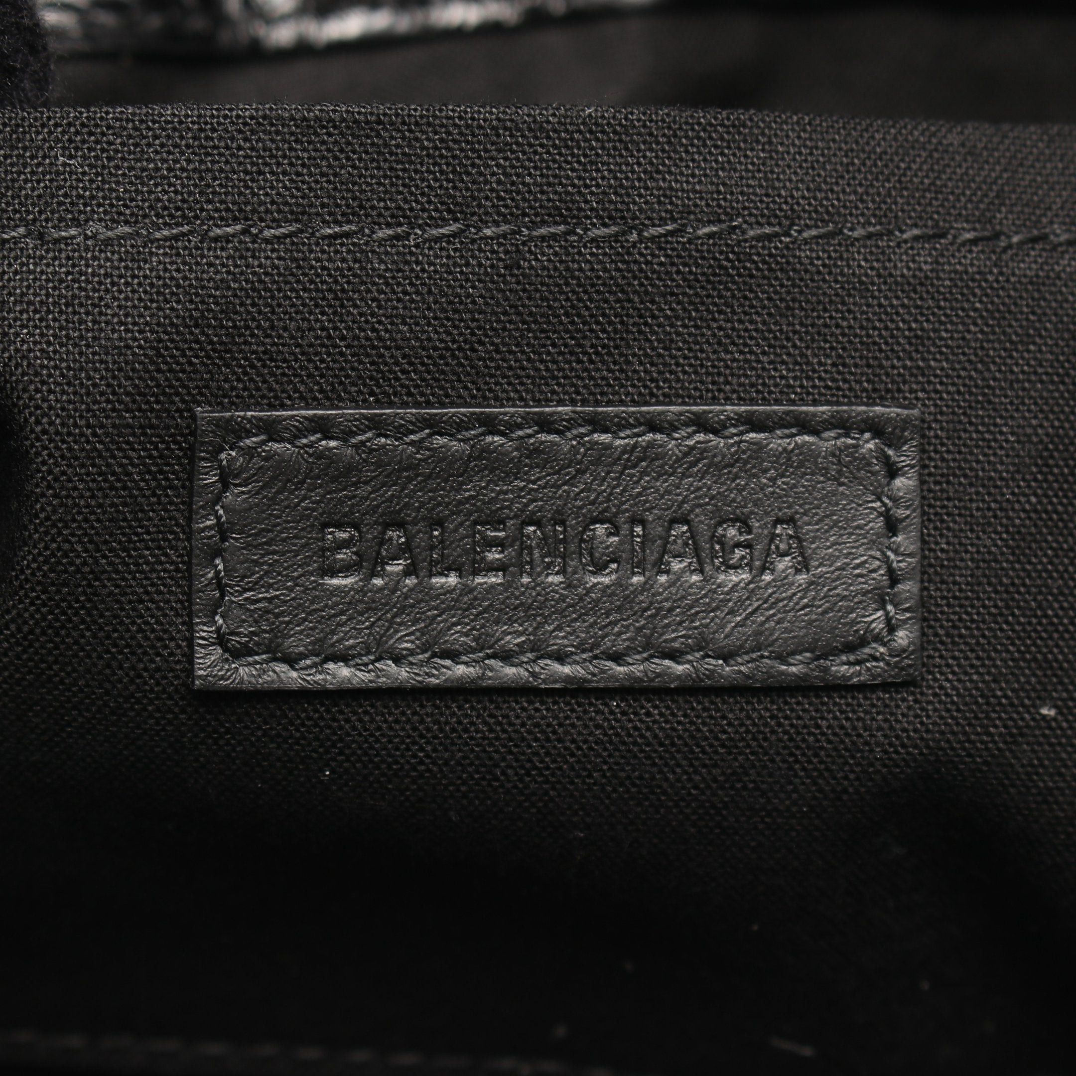 Balenciaga Balenciaga Le Cagoule S Shoulder Bag Leather Black Size ONE SIZE - 4 Thumbnail