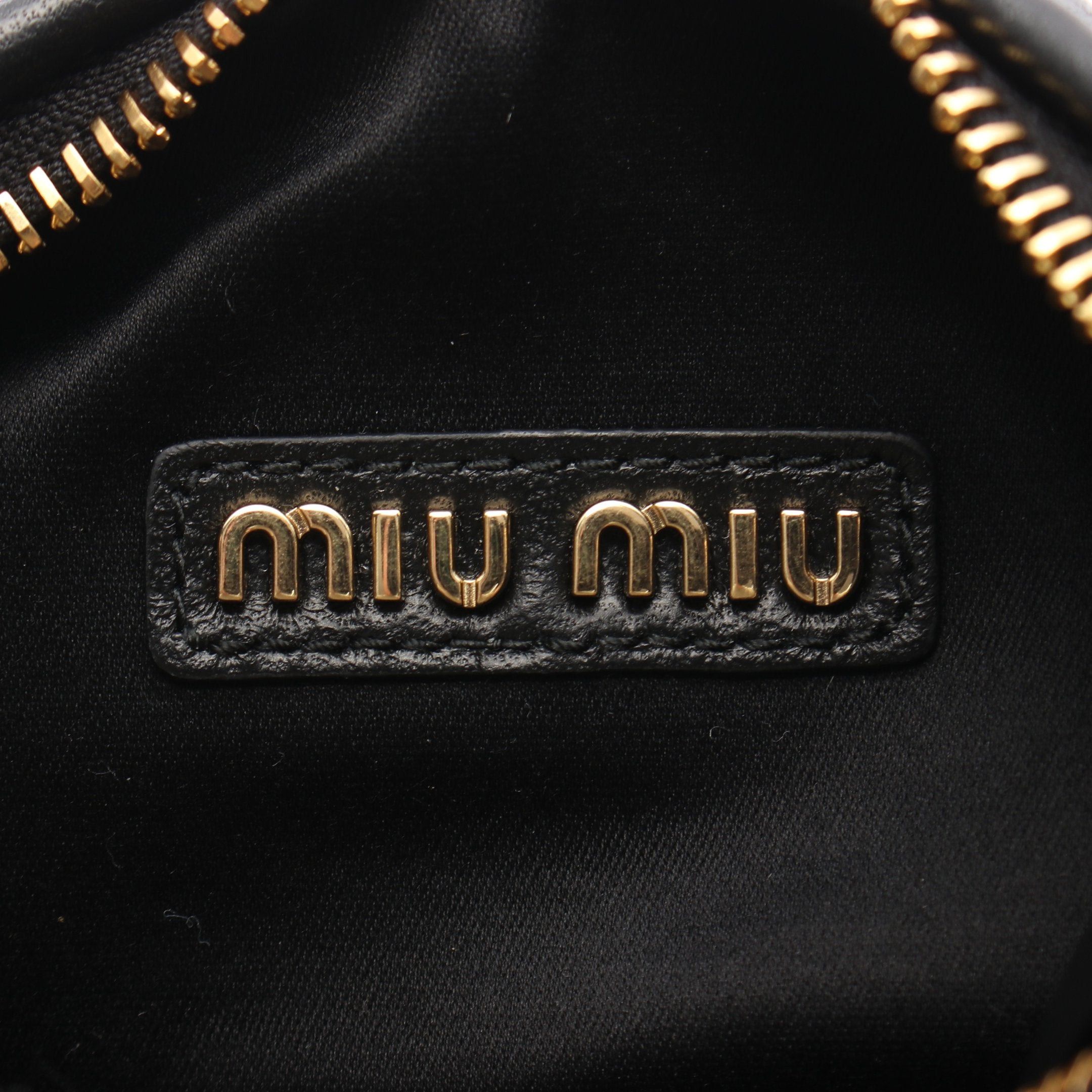 Miu Miu Miu Miu Wander Matelasse Hobo Bag Handbag Leather Black Size ONE SIZE - 4 Thumbnail