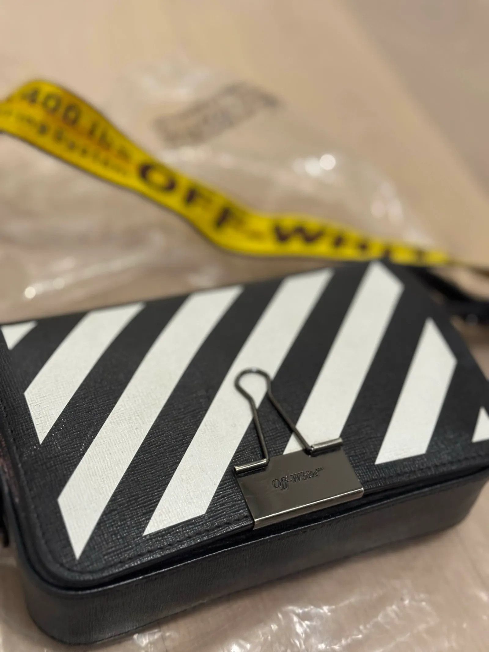 Off-White Off-White Binder Leather Bag Crossbody Bag Size ONE SIZE - 2 Thumbnail