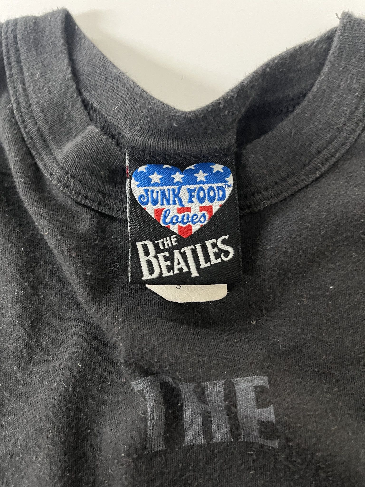 Other Vintage Y2K Beatles Sgt Peppers Lonely Heart Club Band Tee Shirt Size XS (s) Size US XS / EU 42 / 0 - 2 Thumbnail