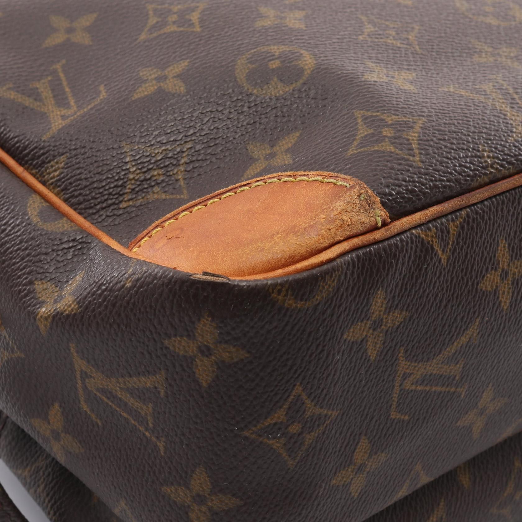 Louis Vuitton Louis Vuitton Louis Vuitton Nile Monogram Coated Canvas Shoulder Bag Canvas Shoulder Bag M45244 Size ONE SIZE - 7 Thumbnail
