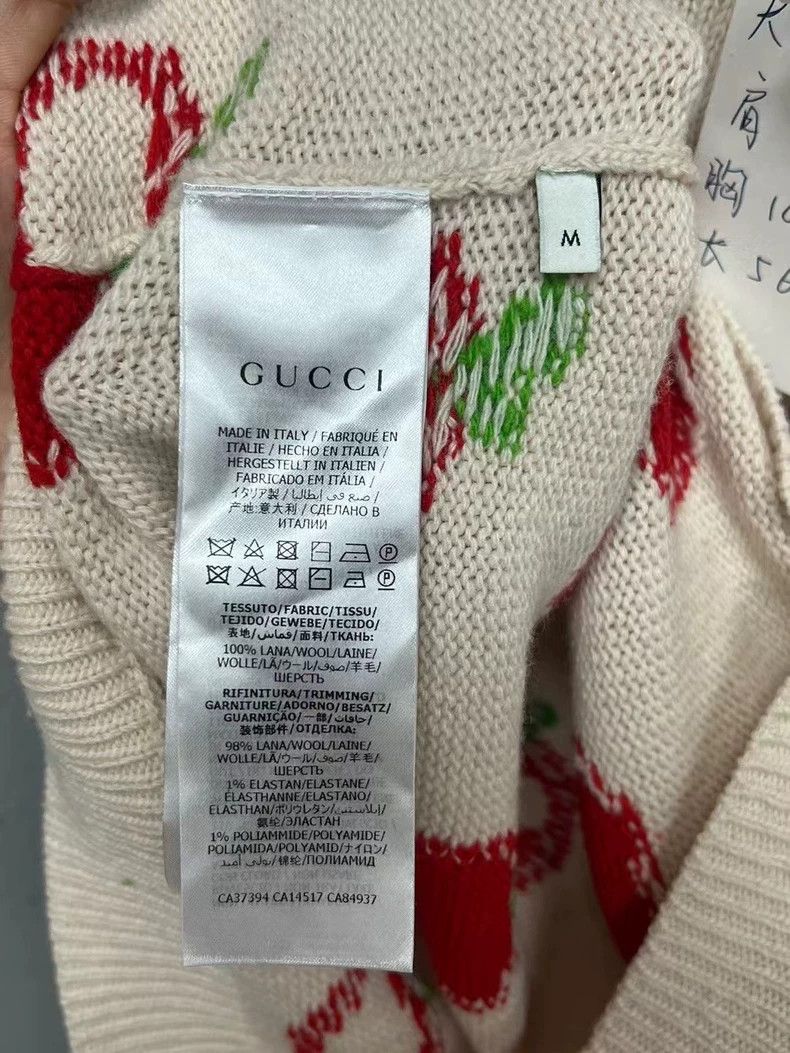 Gucci Gucci Knit Sweater with Apple Design Size US M / EU 48-50 / 2 - 3 Thumbnail