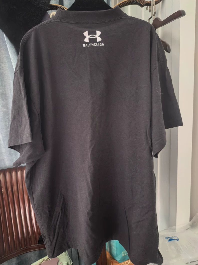 Balenciaga Balenciaga Under Armour Logo Print Short Sleeve T-Shirt Size US L / EU 52-54 / 3 - 2 Thumbnail