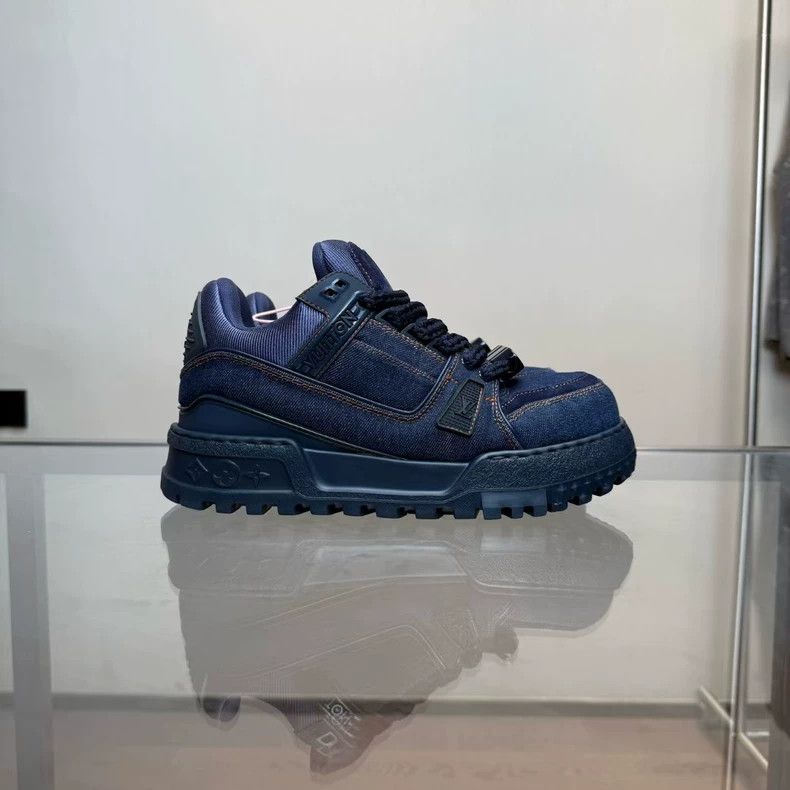 Louis Vuitton Louis Vuitton LV Trainer Maxi Denim Sneakers Size US 7.5 / EU 40-41 - 3 Thumbnail