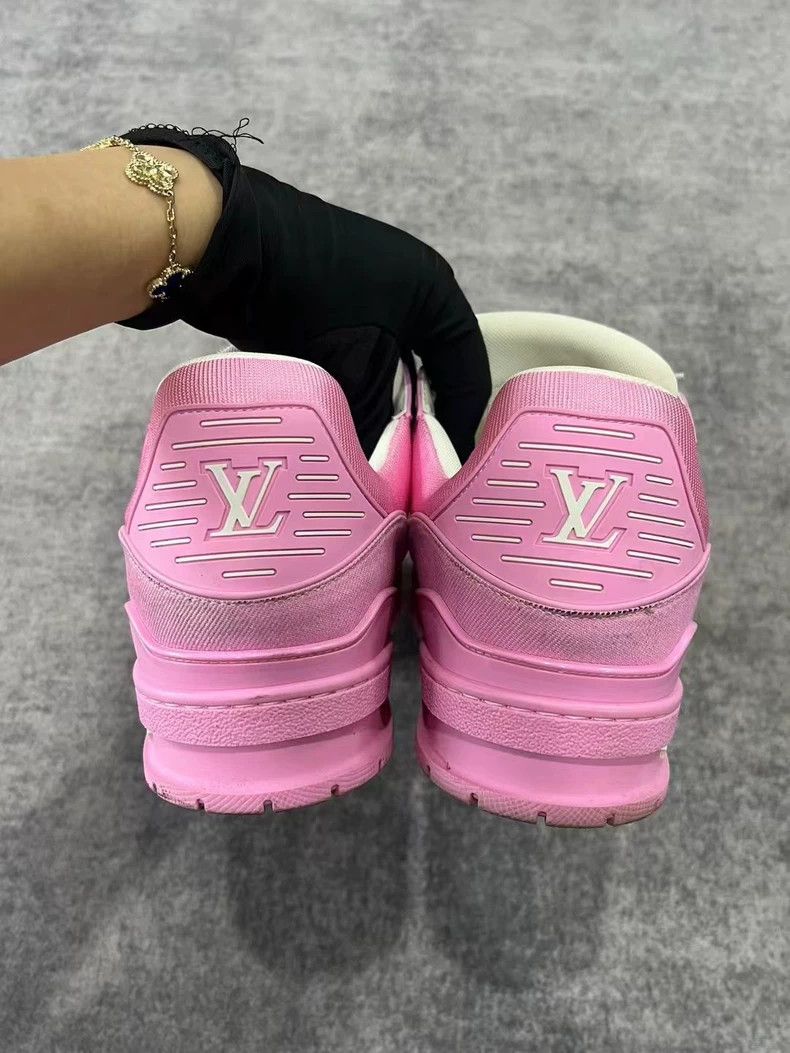 Louis Vuitton Pink Louis Vuitton Trainer Sneakers Size 43 Size US 10 / EU 43 - 6 Thumbnail