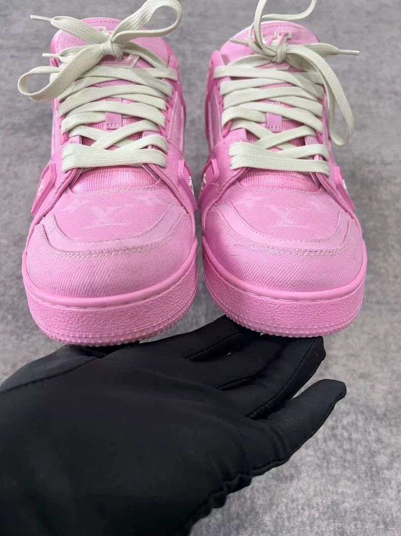 Louis Vuitton Pink Louis Vuitton Trainer Sneakers Size 43 Size US 10 / EU 43 - 4 Thumbnail