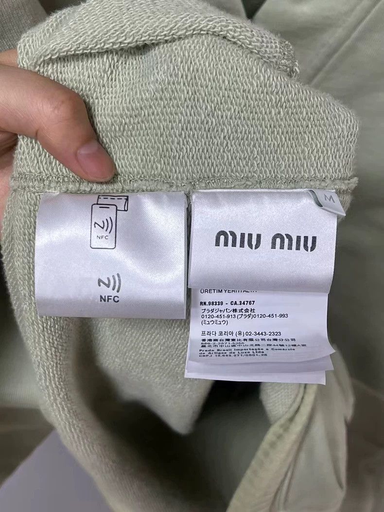 Miu Miu Miumiu Dyed Cardigan in Size M Size US M / EU 48-50 / 2 - 4 Thumbnail