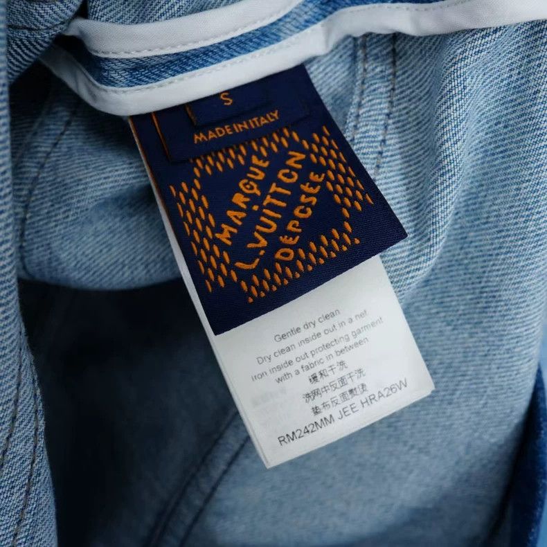Louis Vuitton Louis Vuitton Denim Polo Shirt with Stripes Size US S / EU 44-46 / 1 - 6 Thumbnail