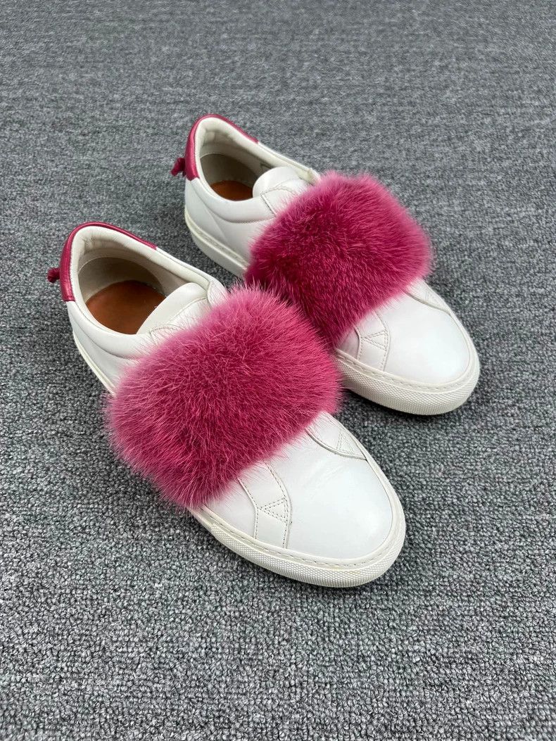 Givenchy Givenchy Pink Fur Sneakers Size 38 Size US 7 / EU 40 - 2 Thumbnail