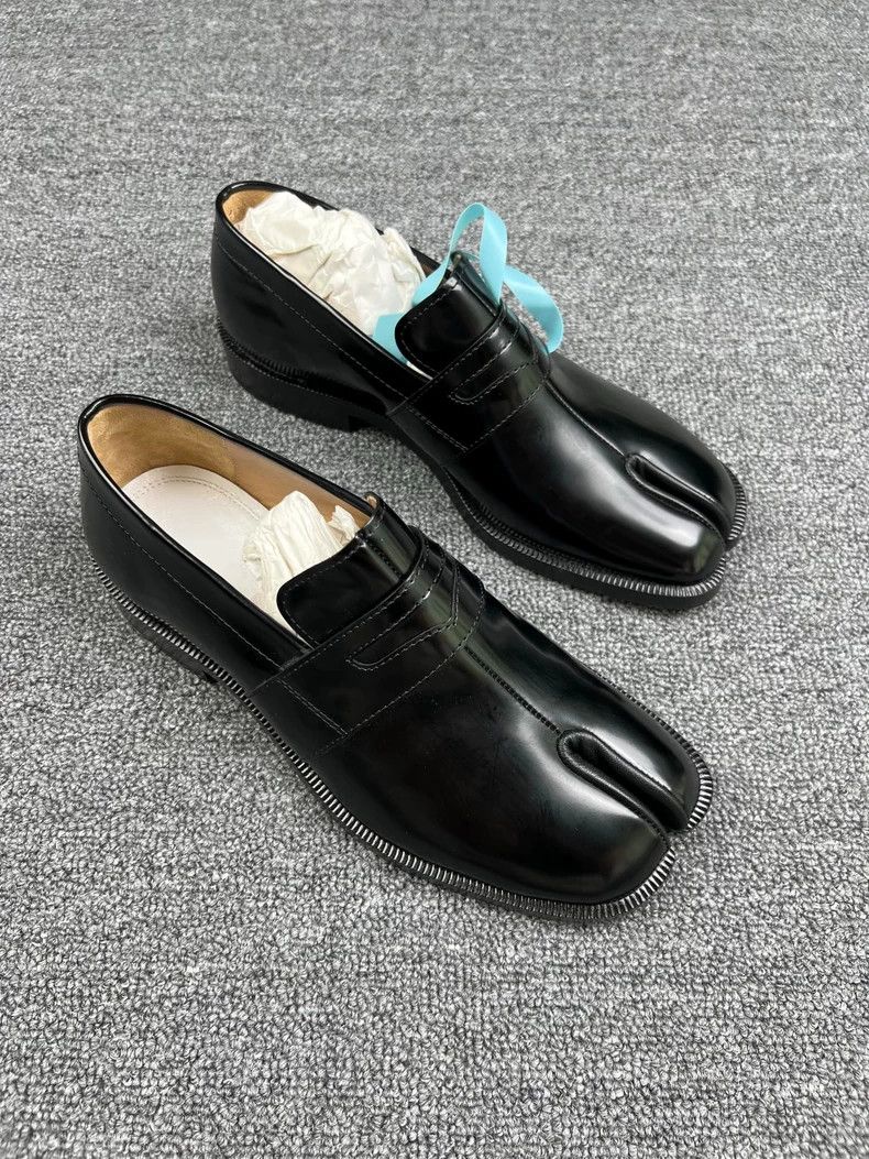 Maison Margiela Maison Margiela Tabi Shoes Size 37 Size US 6 / EU 39 - 2 Thumbnail