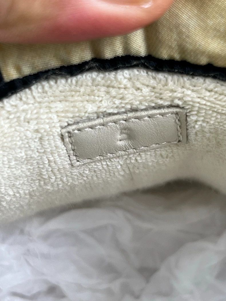 Gucci Gucci Dirty Sneakers Size 5 Size US 5 / EU 37 - 6 Thumbnail