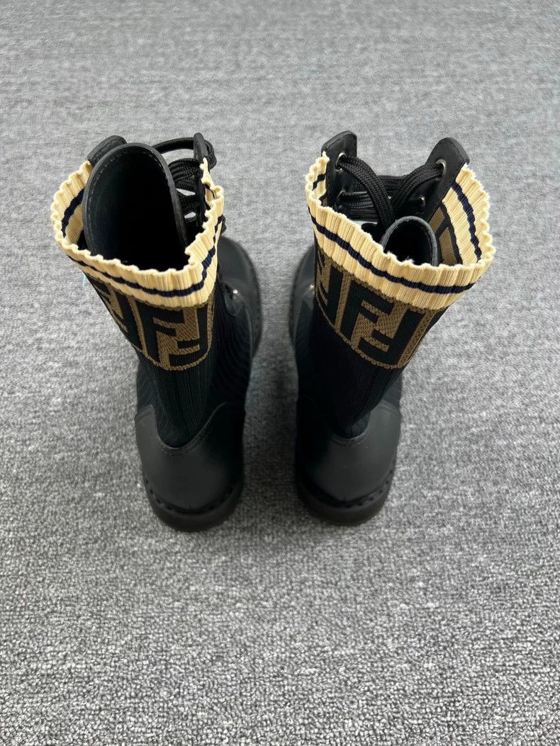 Fendi Fendi Classic Logo Short Boots Size 37 Size US 7.5 / EU 40-41 - 4 Thumbnail