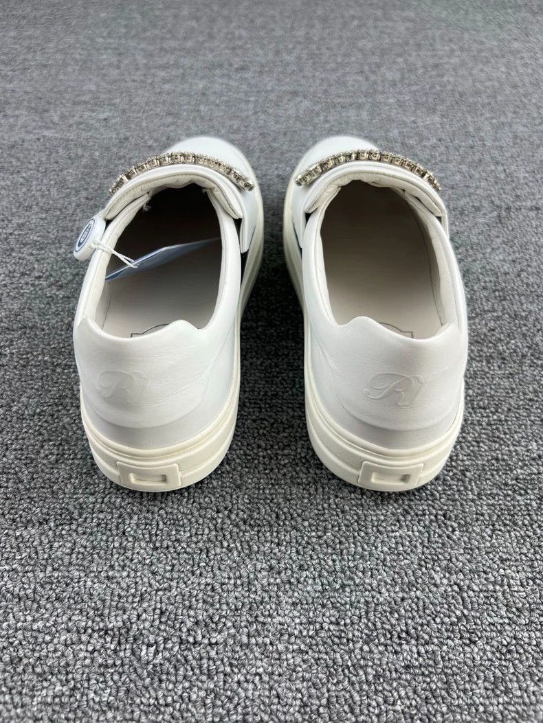 Common Projects Stylish White Sneakers with Decorative Buckle Size US 5.5 / EU 38 - 4 Thumbnail