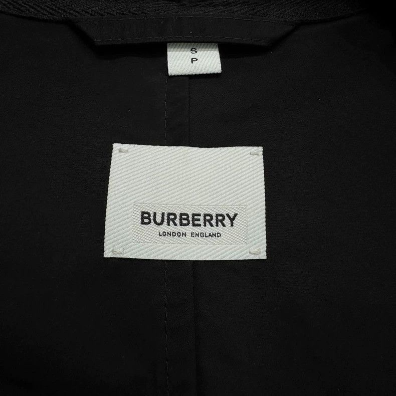 Burberry Burberry Hooded Check Jacket Size US S / EU 44-46 / 1 - 3 Thumbnail