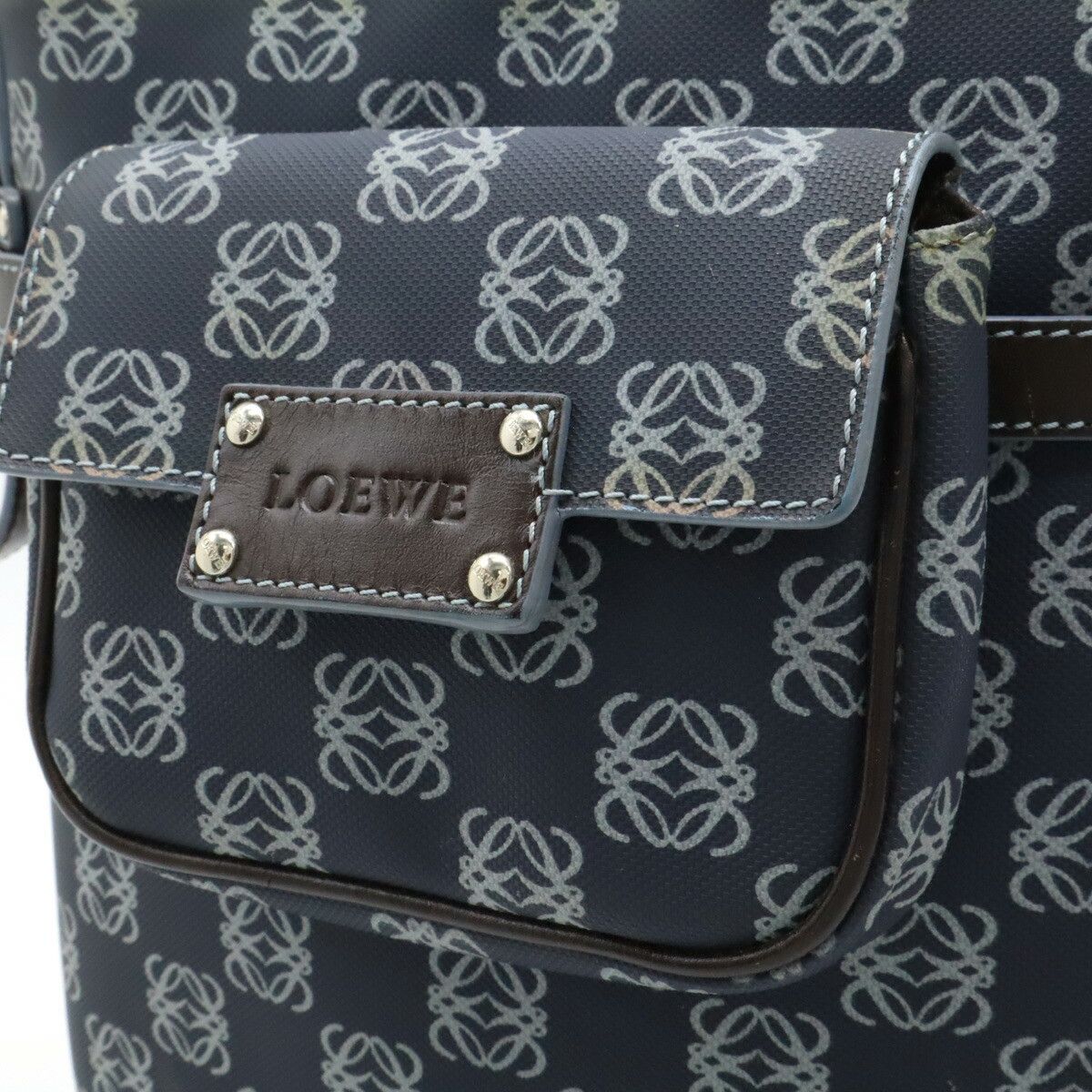 Loewe Loewe Loewe Repeat Anagram PVC Leather Shoulder Bag Canvas Shoulder Bag DUTY FREE for USA Size ONE SIZE - 8 Thumbnail