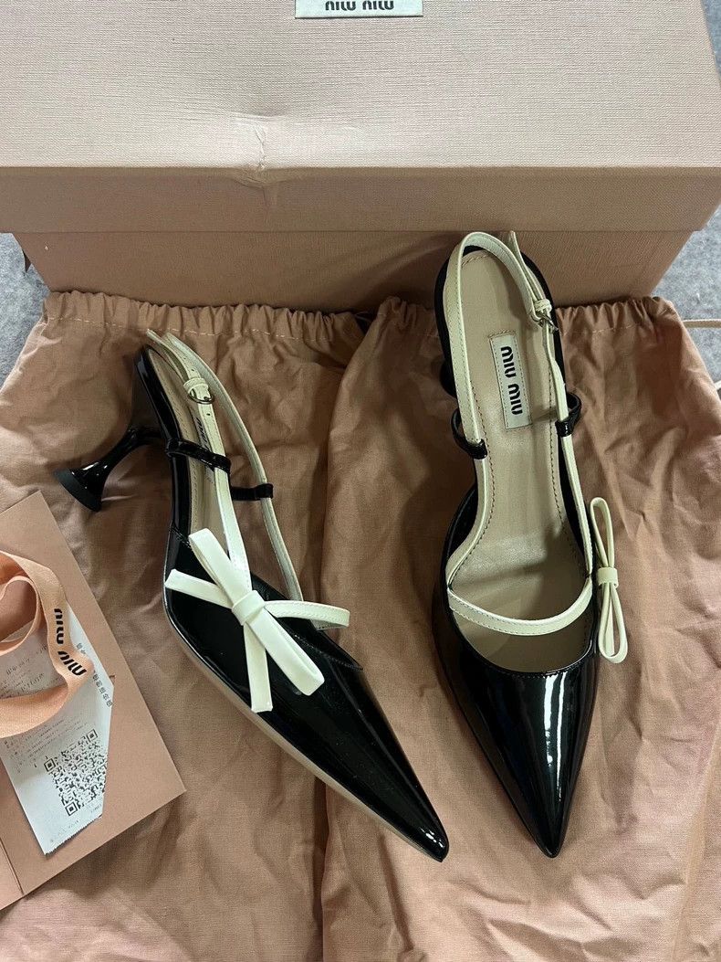 Prada Miumiu Patent Leather High Heels Size 36.5 Size US 6 / IT 36 - 2 Thumbnail