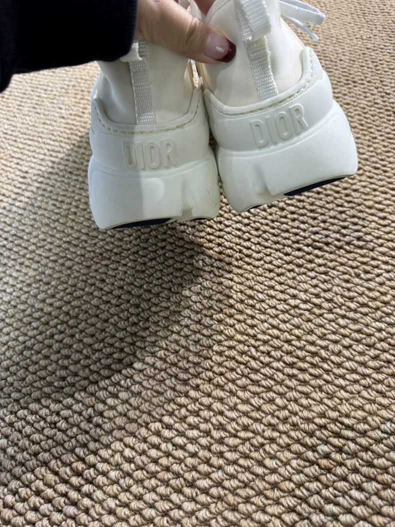 Dior Dior White Dad Sneakers Size 38 Size US 7 / IT 37 - 8 Thumbnail