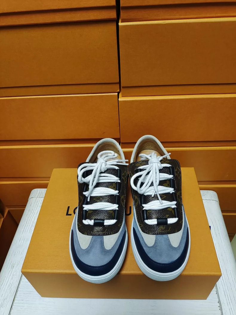 Louis Vuitton LV Leather Lace-Up Sneakers in Size 36.5 Size US 6 / IT 36 - 3 Thumbnail