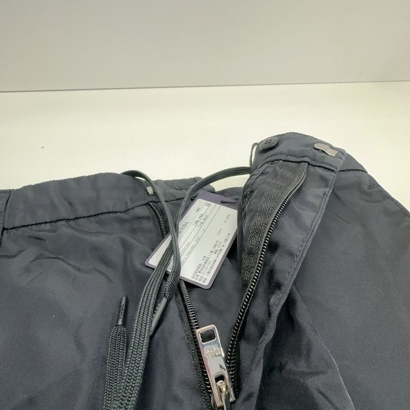 Prada Prada Black Re-Nylon Logo Casual Shorts Size US 44 / EU 60 - 4 Thumbnail