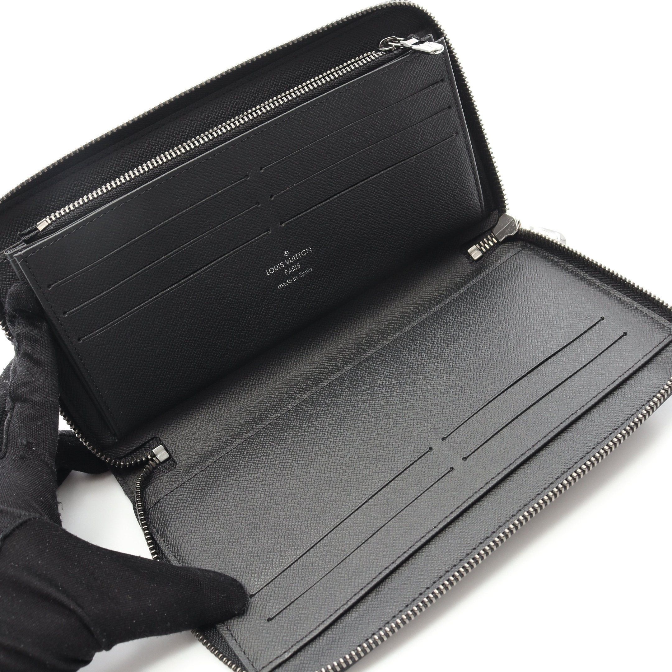 Louis Vuitton Louis Vuitton Zippy Organizer Nm Monogram Eclipse Round Zipper Long Wallet Black Size ONE SIZE - 4 Thumbnail