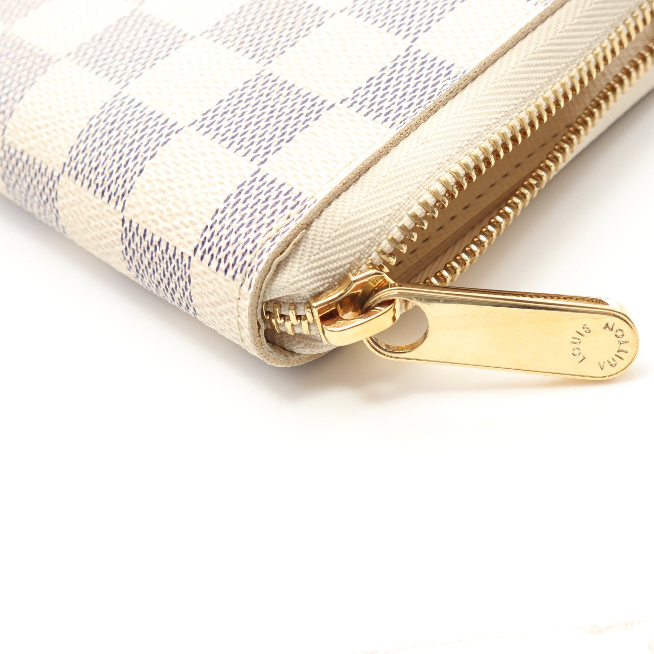 Louis Vuitton Louis Vuitton Zippy Organiser Damier Azur Round Zipper Long Wallet Leather White Size ONE SIZE - 8 Thumbnail