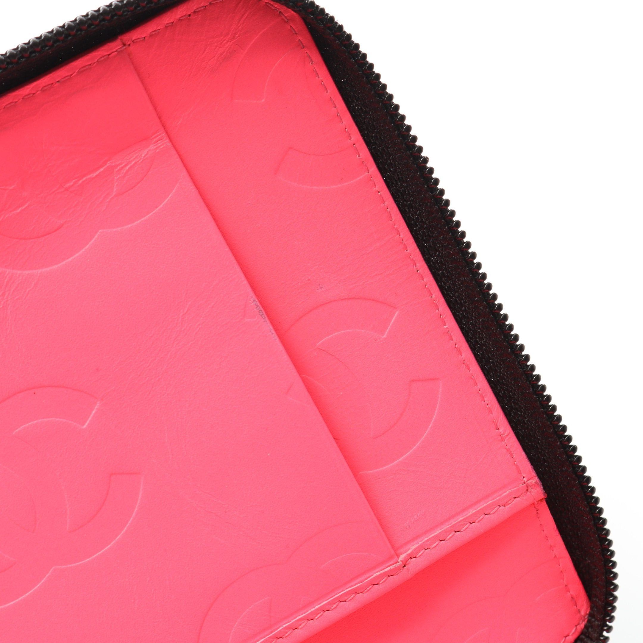 Chanel Chanel Cambon Line Round Zipper Long Wallet Leather Patent Black Silver Hardware Size ONE SIZE - 6 Thumbnail